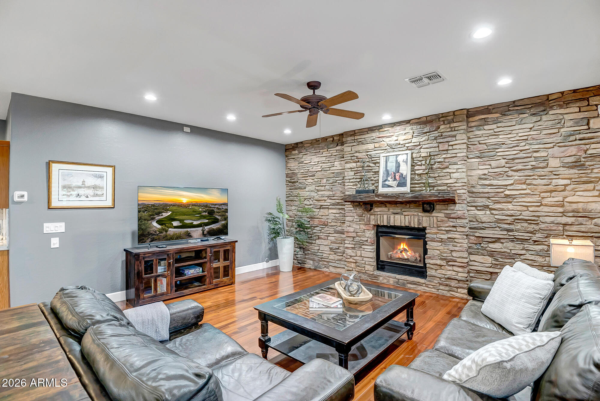 FOOTHILLS CLUB WEST - Residential