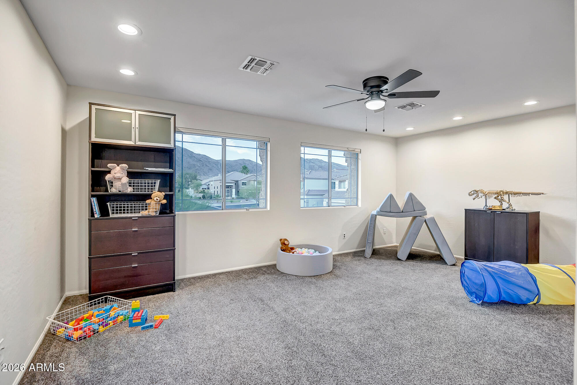 FOOTHILLS CLUB WEST - Residential