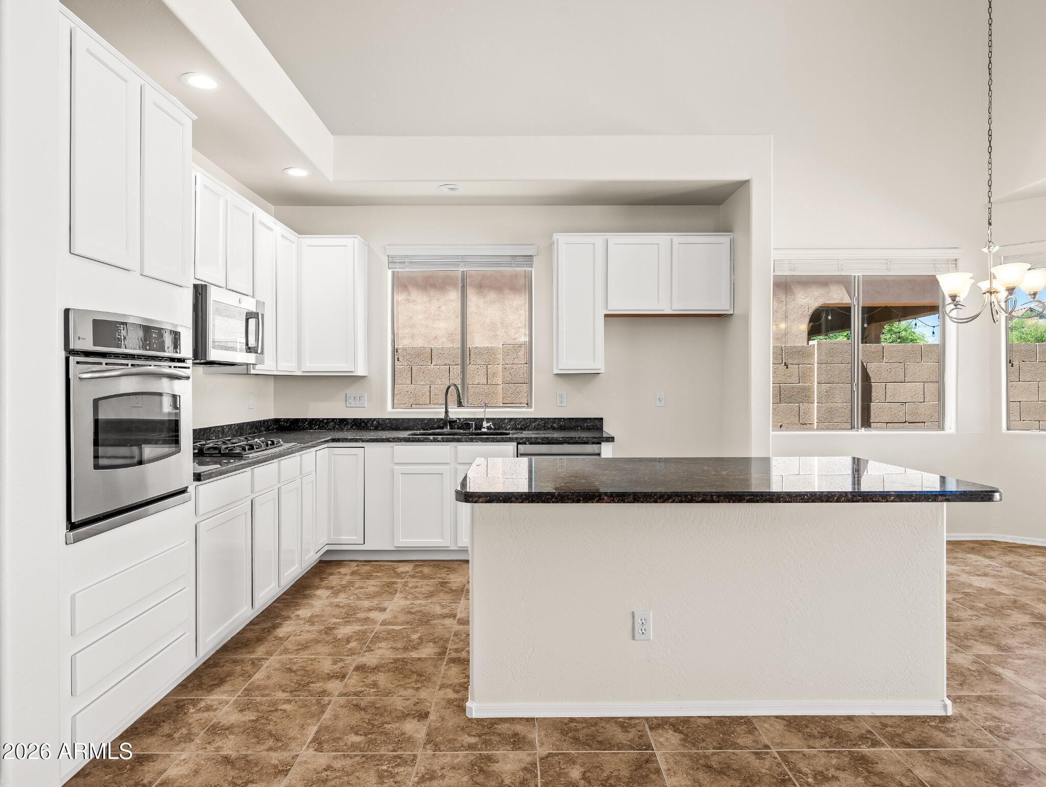 VISTANCIA VILLAGE A PARCEL A8 - Residential