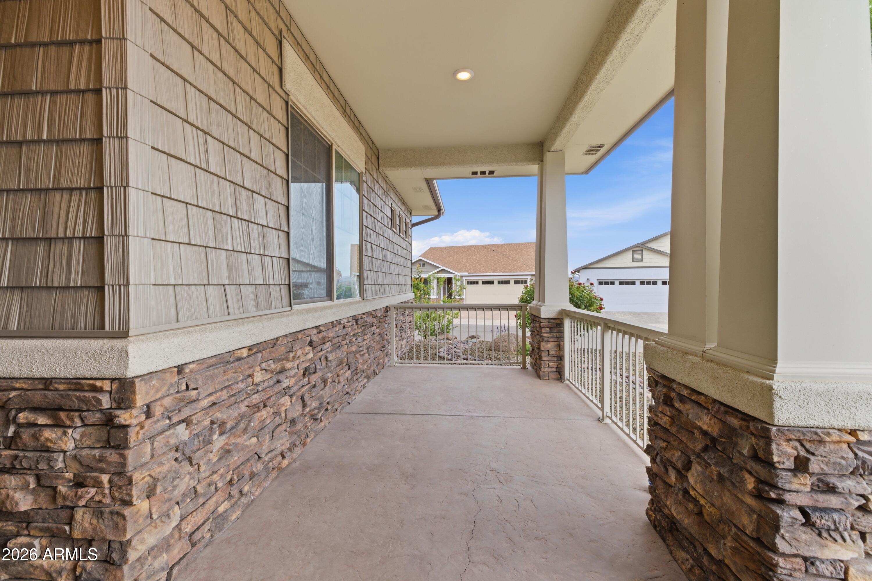 CROSSROADS AT MINGUS - Residential