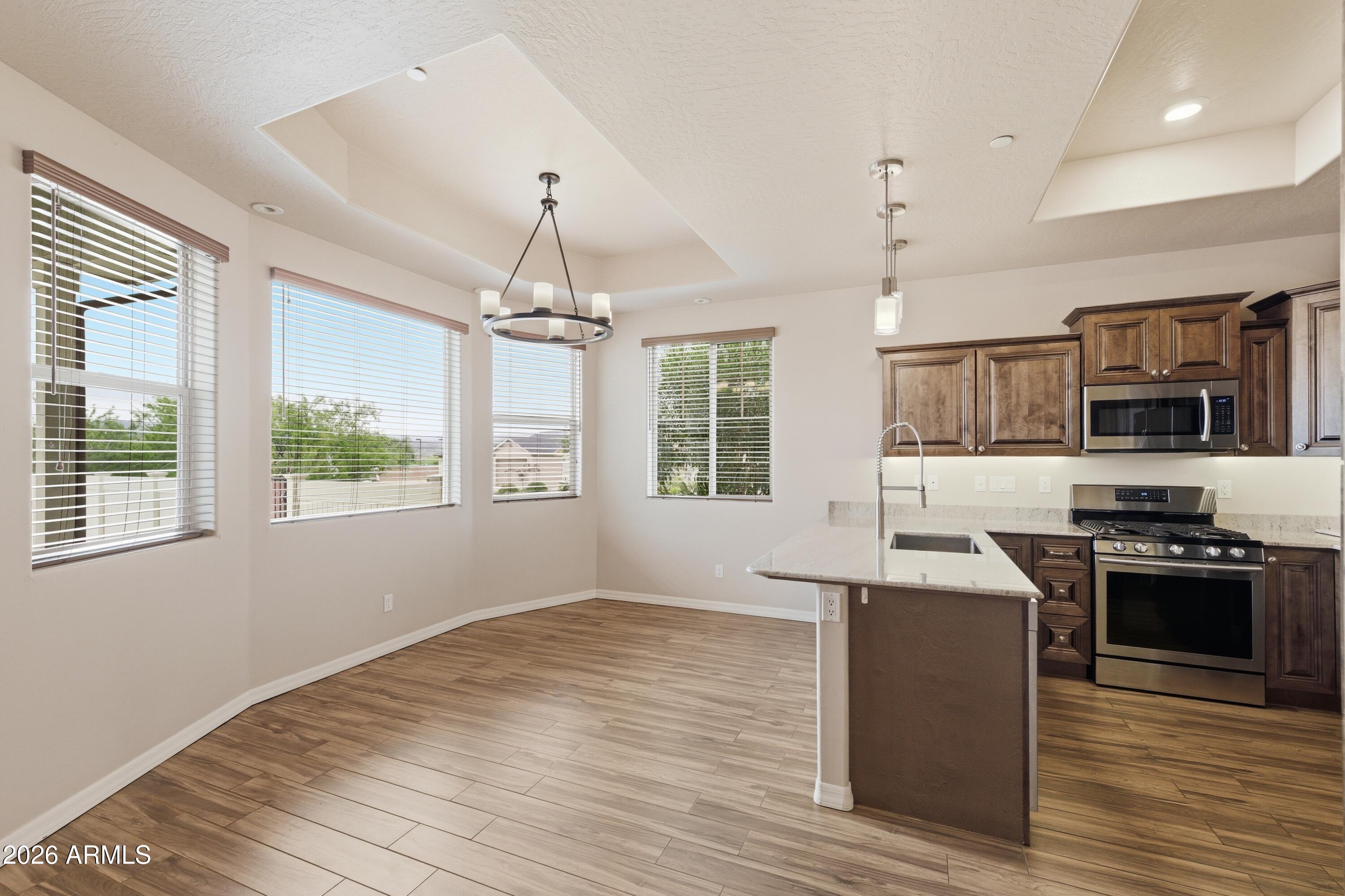 CROSSROADS AT MINGUS - Residential