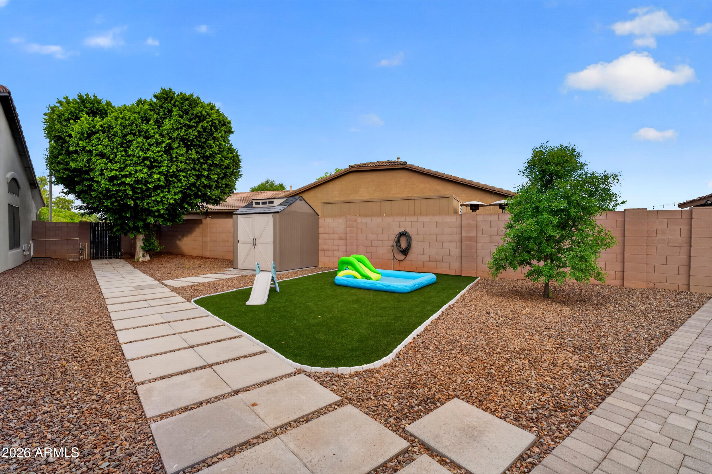 GATEWAY RANCH - Residential