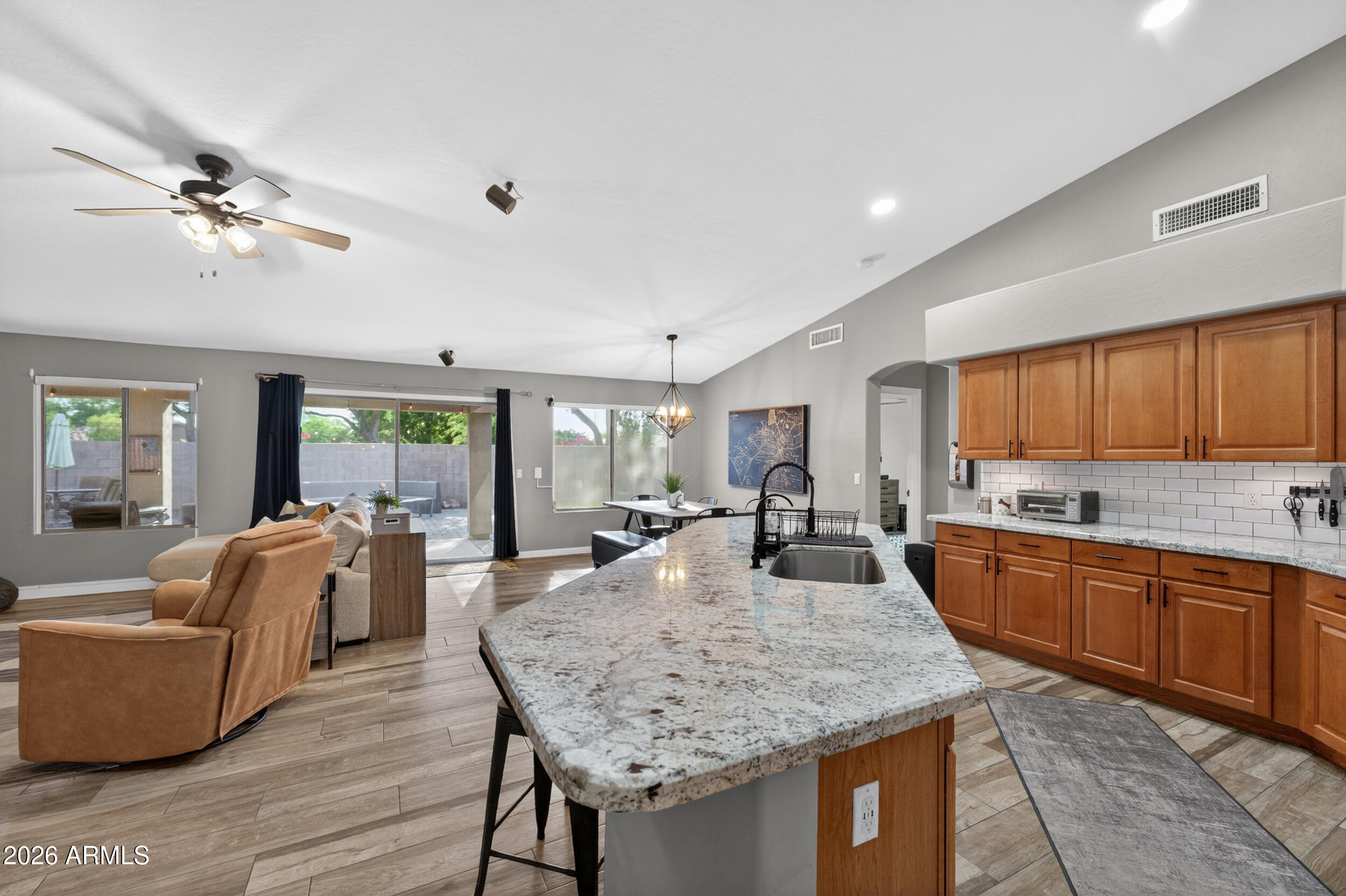 GATEWAY RANCH - Residential