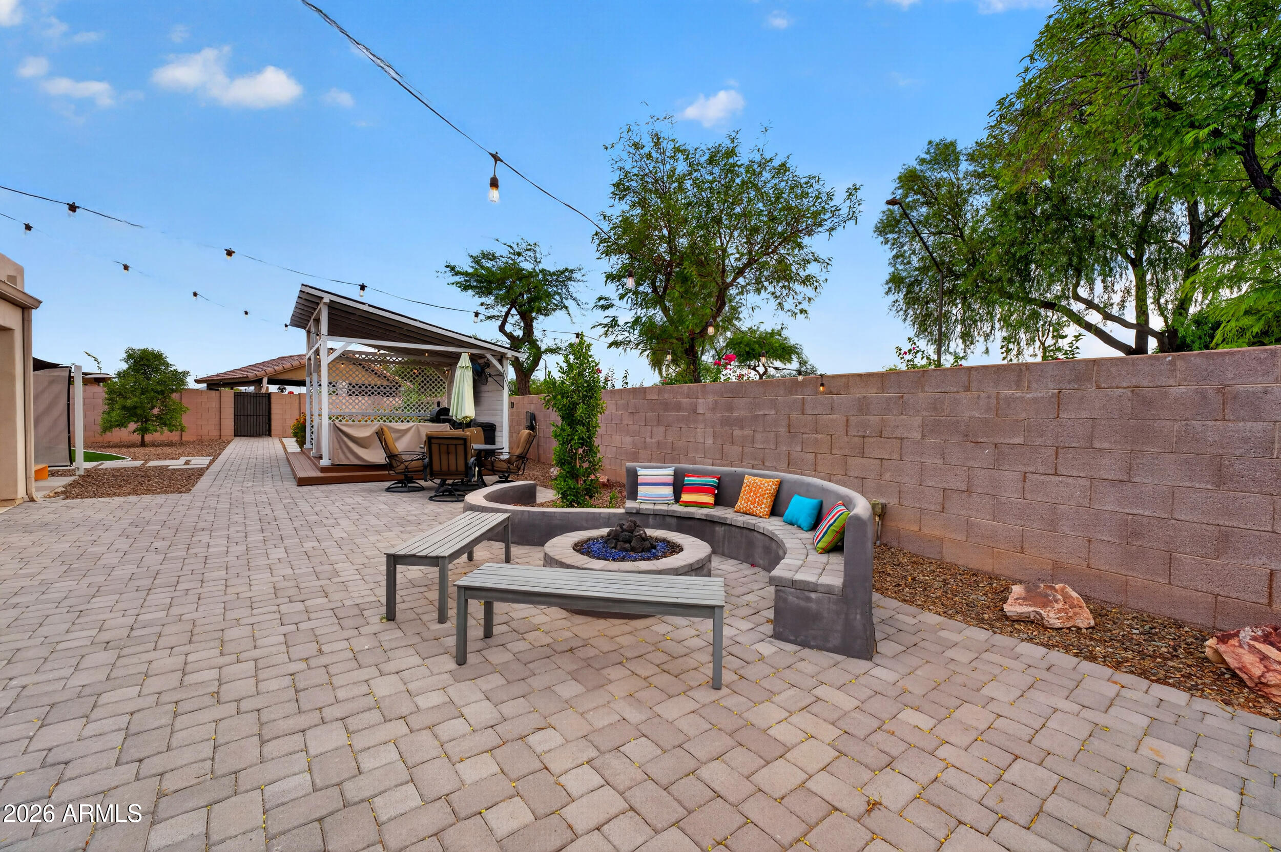 GATEWAY RANCH - Residential
