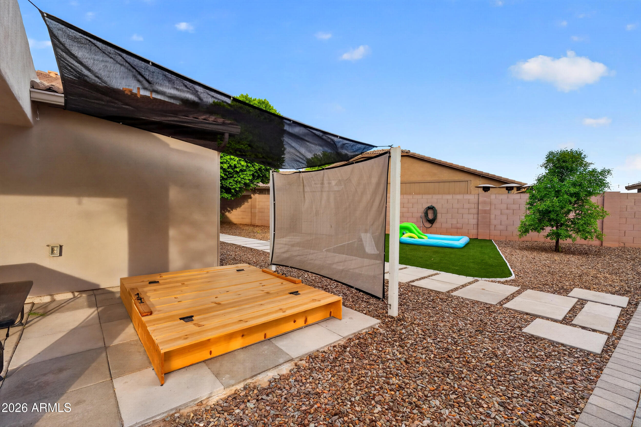 GATEWAY RANCH - Residential