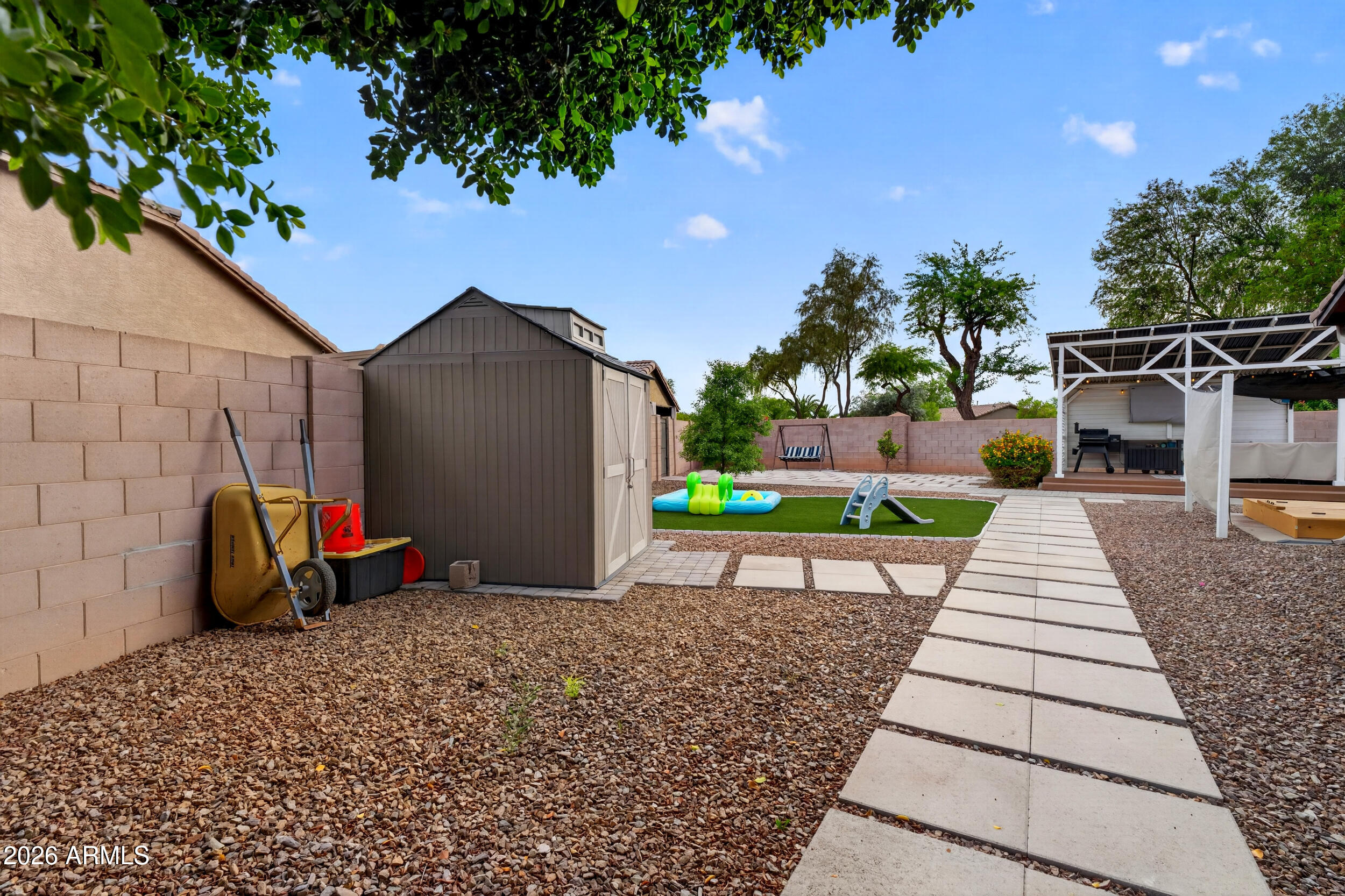 GATEWAY RANCH - Residential