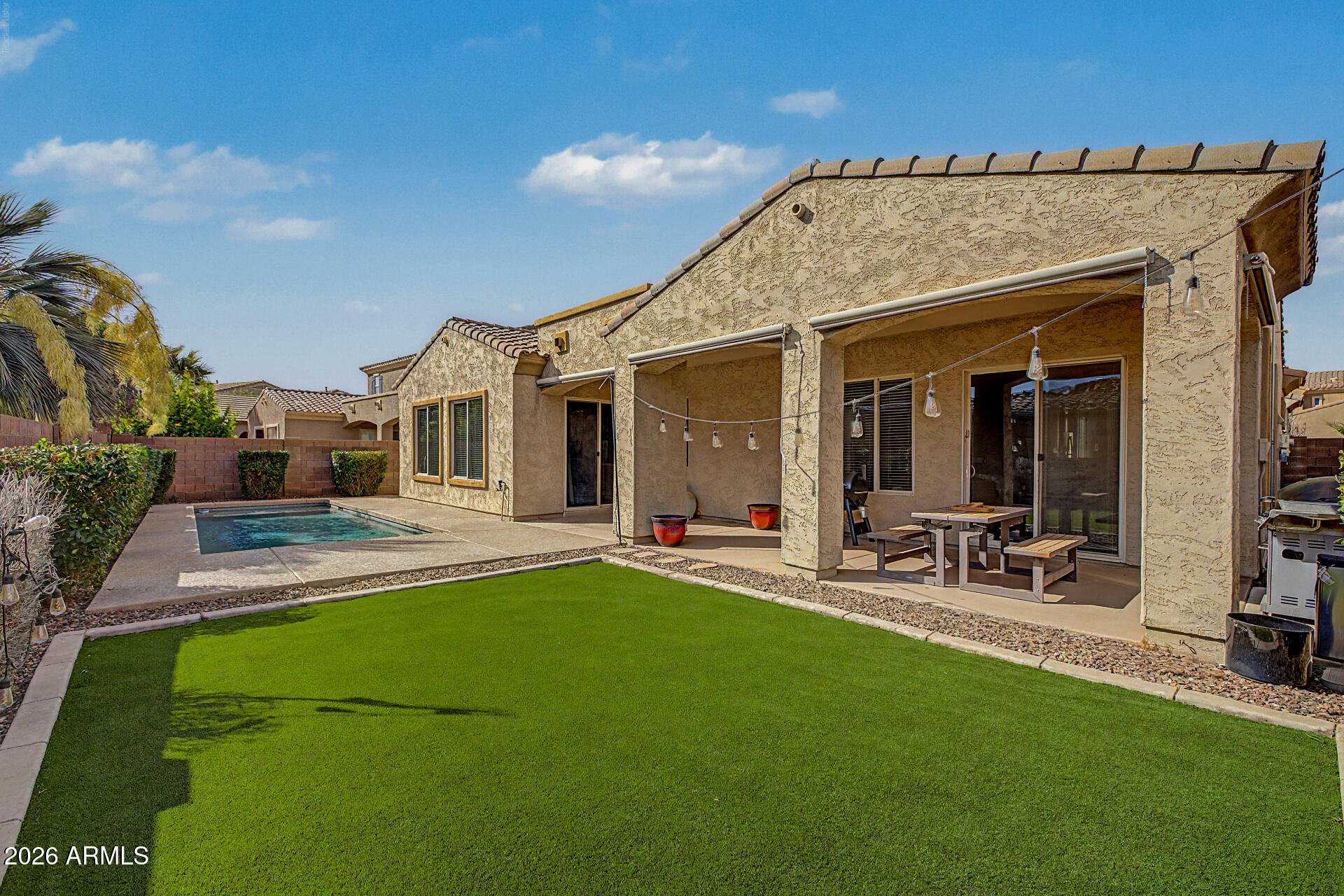 ABRALEE MEADOW - Residential
