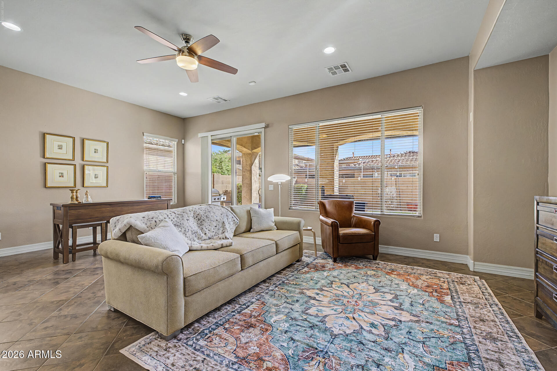 ABRALEE MEADOW - Residential