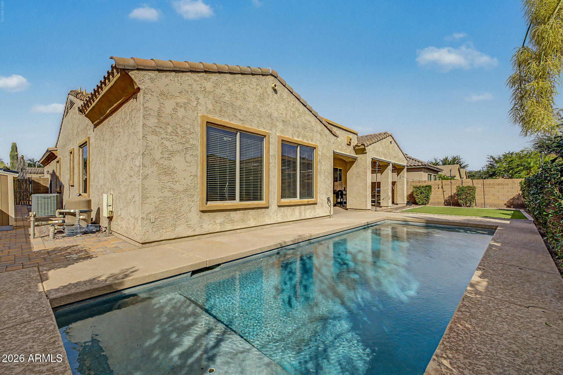 ABRALEE MEADOW - Residential