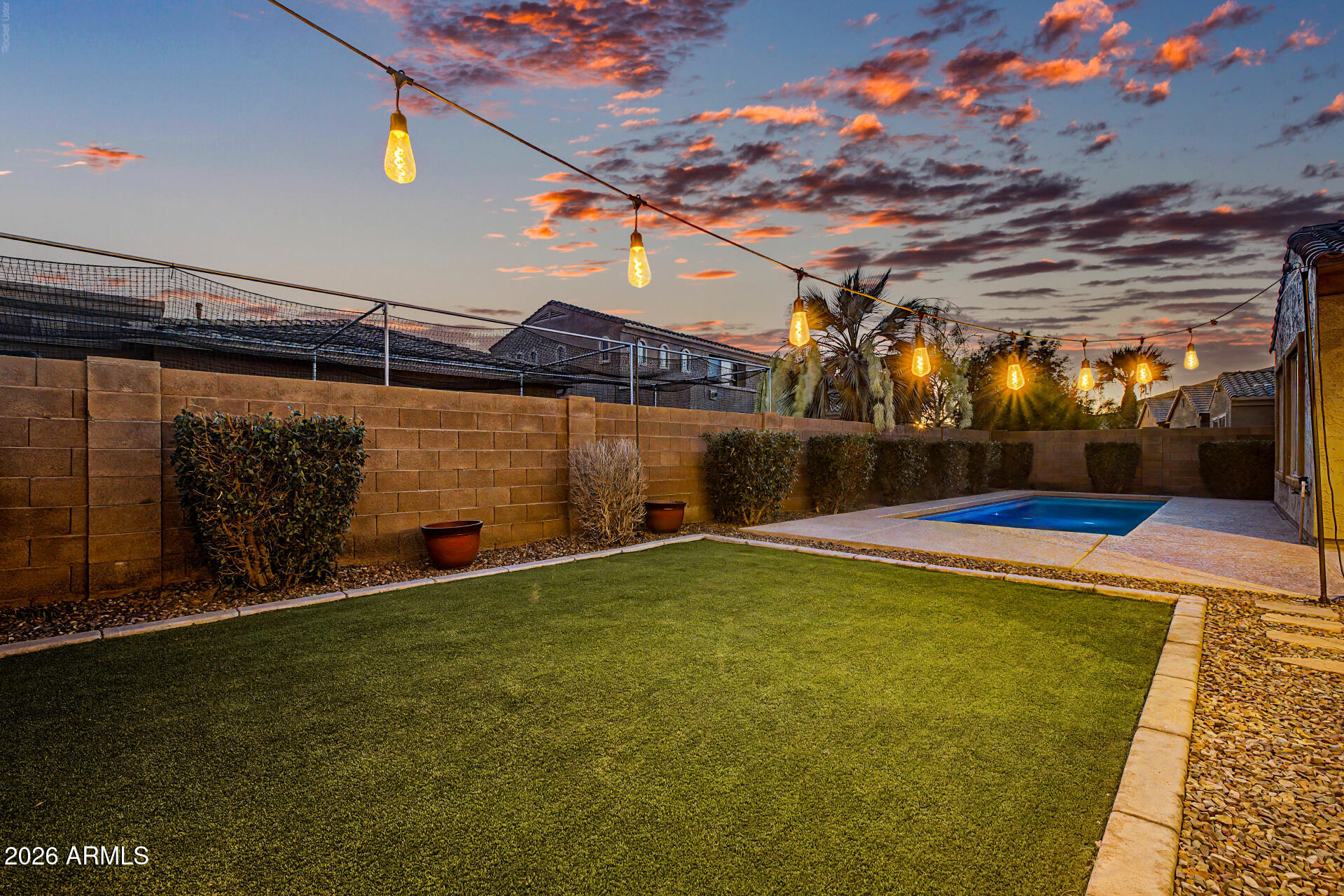 ABRALEE MEADOW - Residential