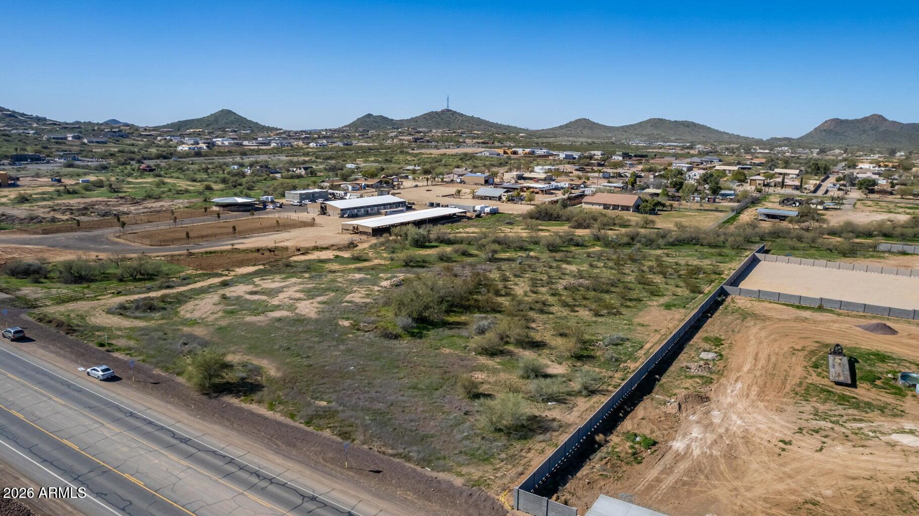 HUGE 4.7 acre vacant lot, now for sale! The perfect place to build the home of your dreams and still have more than enough space for a pool, guest house, or even horse keeping! Enjoy beautiful mountain views and a convenient location with easy freeway access! What are you waiting for? Don't let this incredible opportunity slip by!