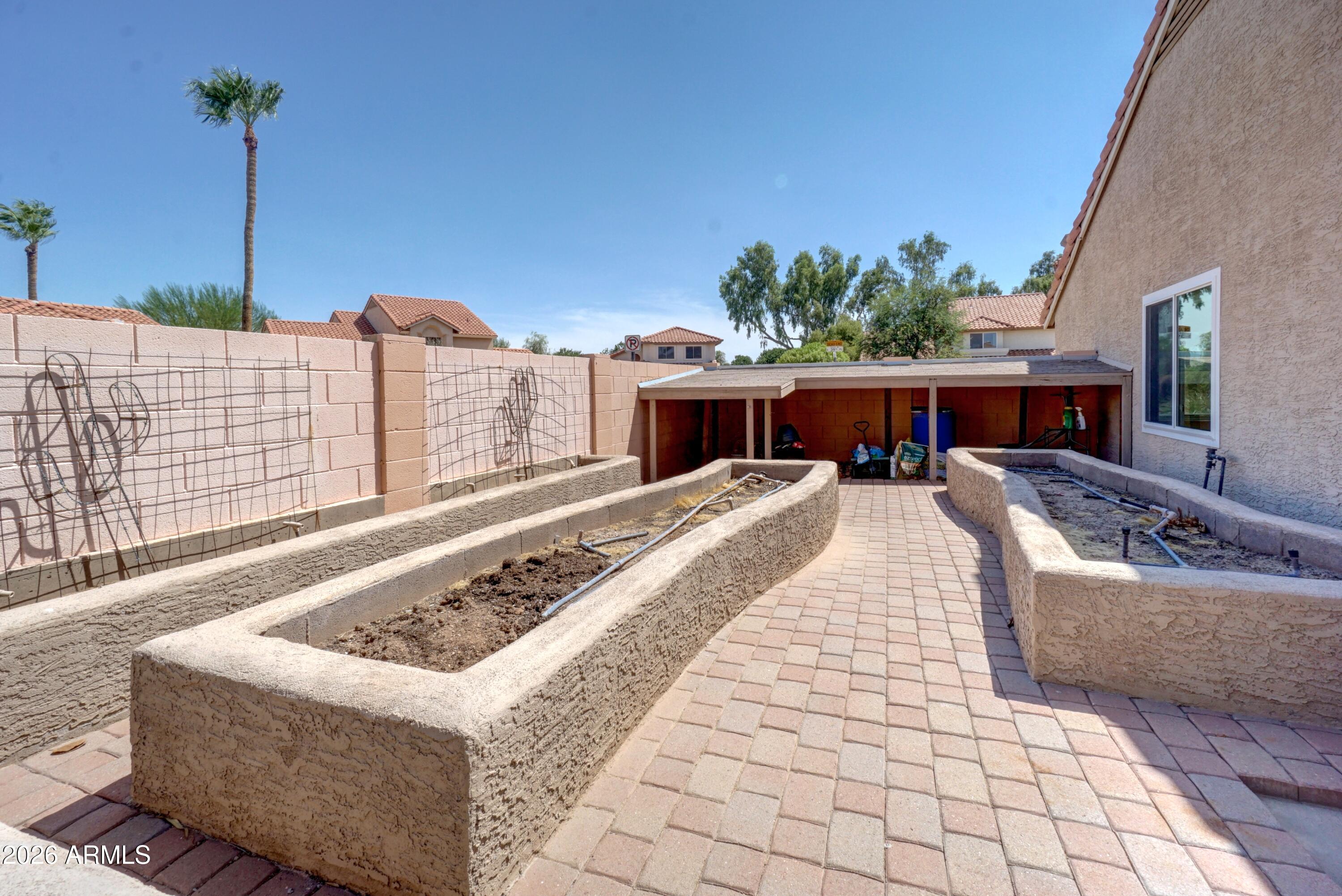 HIGHLANDS AT MOUNTAIN PARK RANCH - Residential