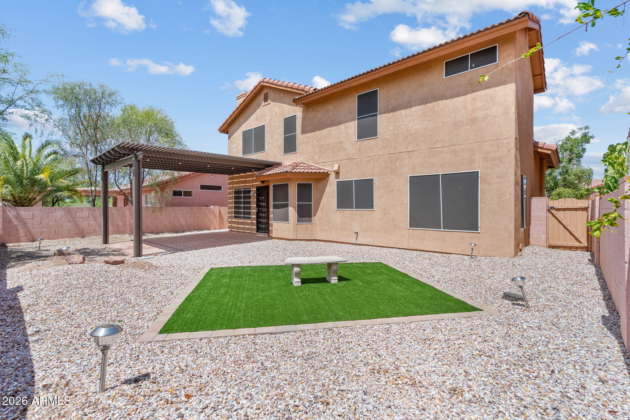 NORTH RANCH - Residential