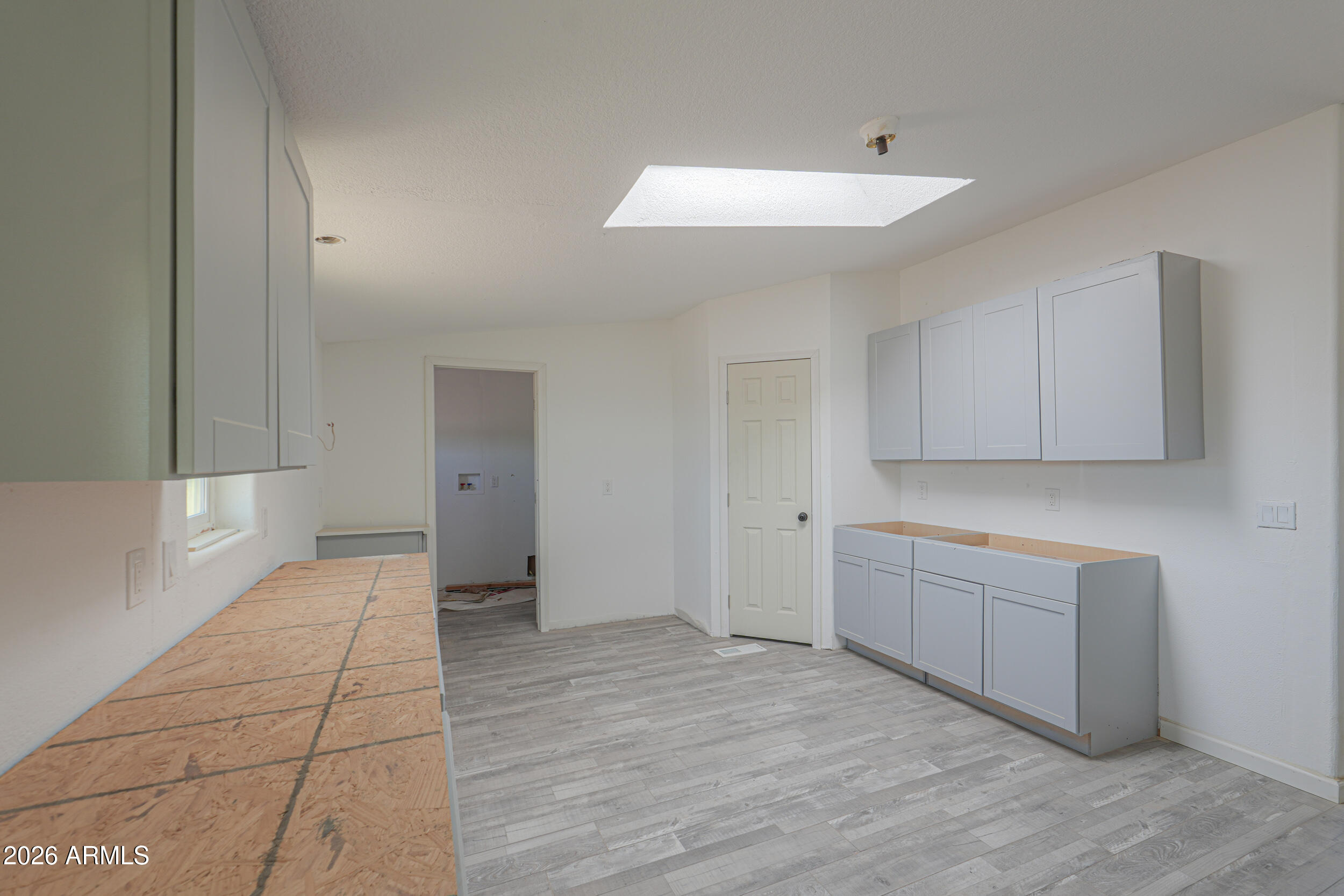 S33 T4S R2E - Residential