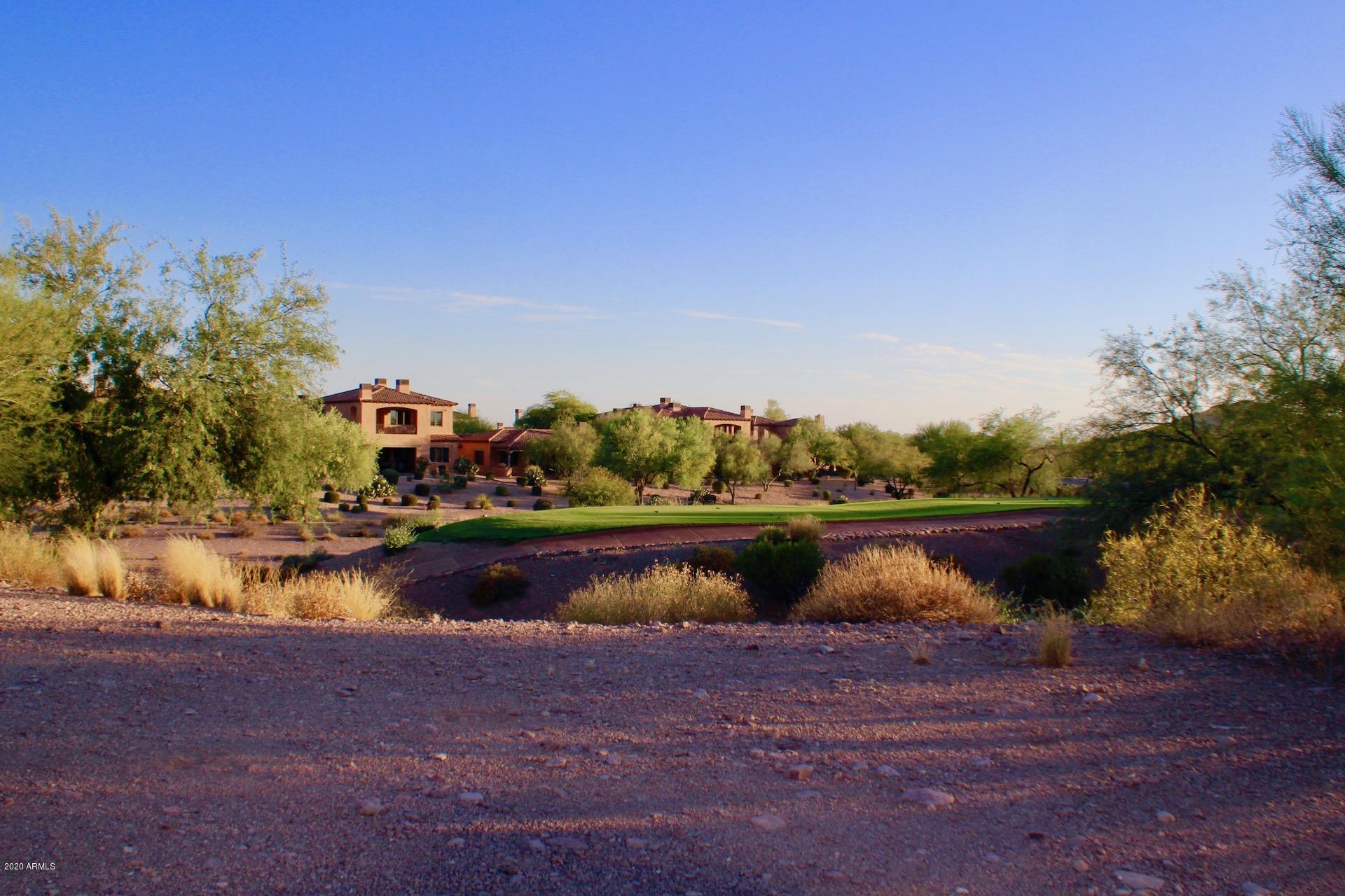 SUPERSTITION MOUNTAIN - Residential
