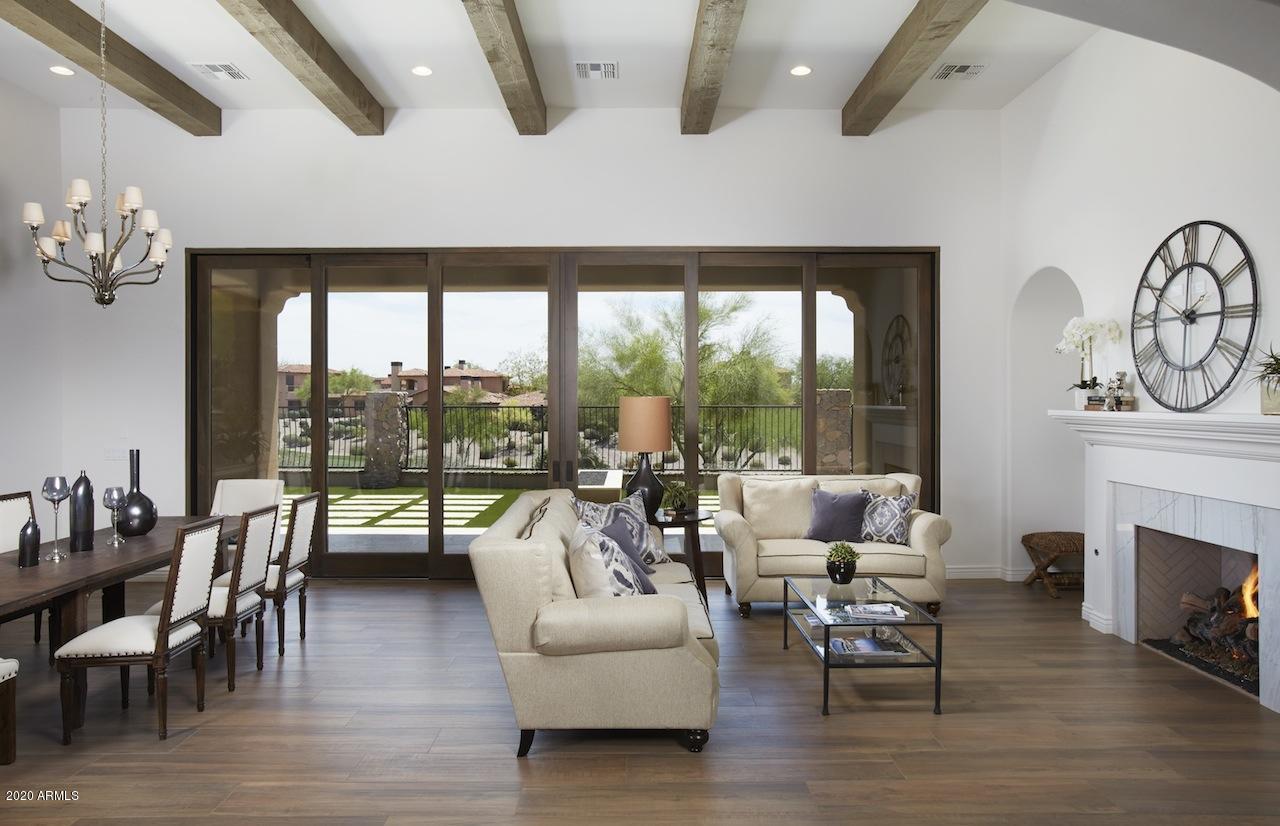 SUPERSTITION MOUNTAIN - Residential