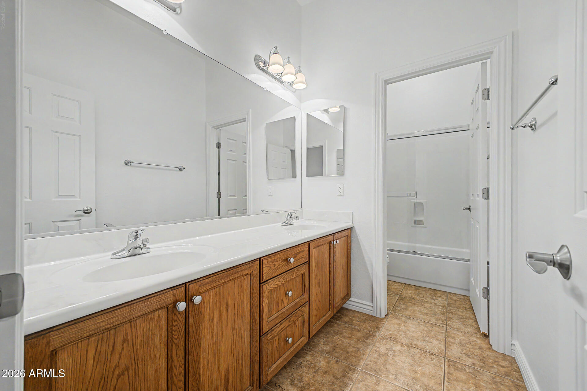 DREAMING SUMMIT UNIT 3A - Residential