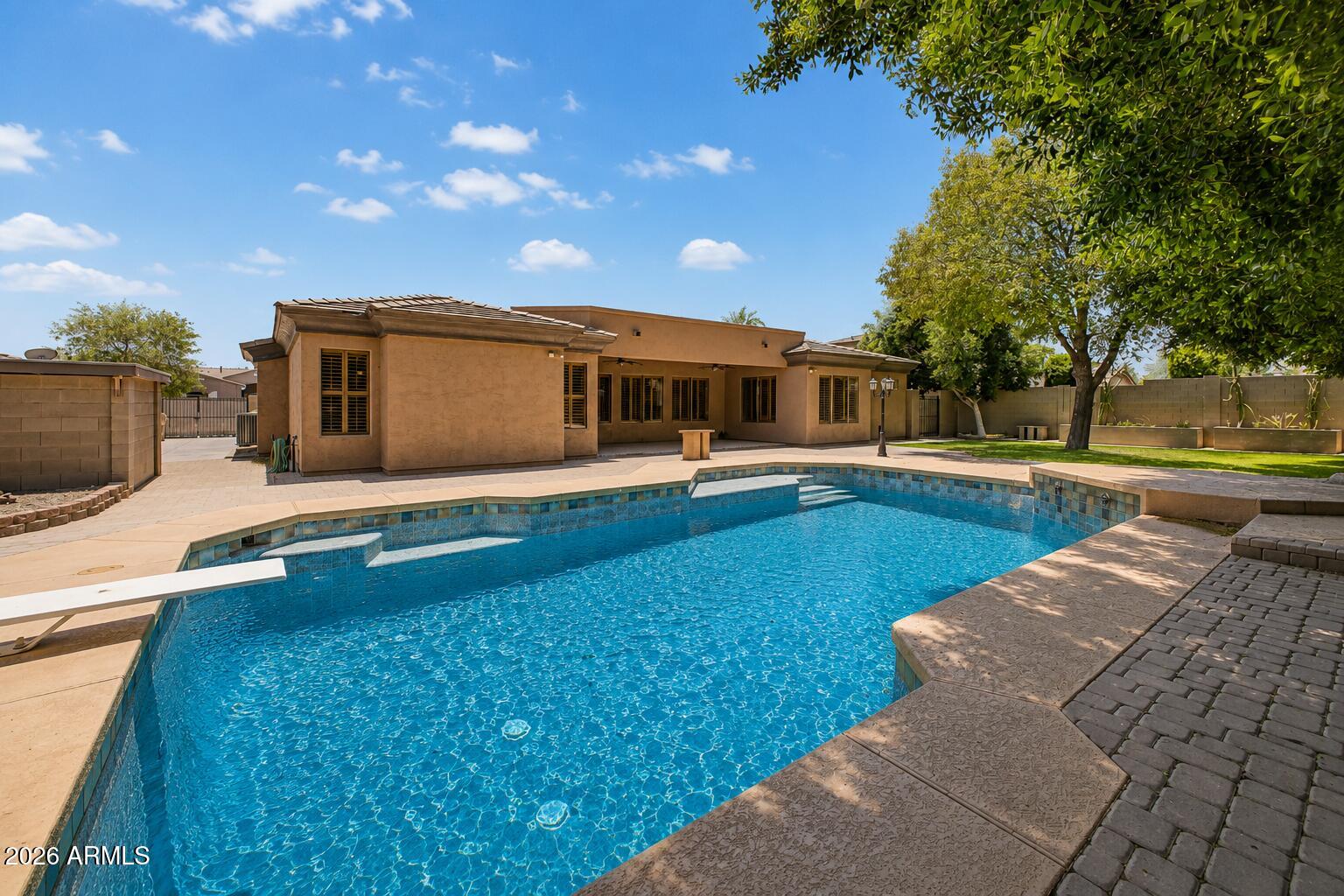 DREAMING SUMMIT UNIT 3A - Residential
