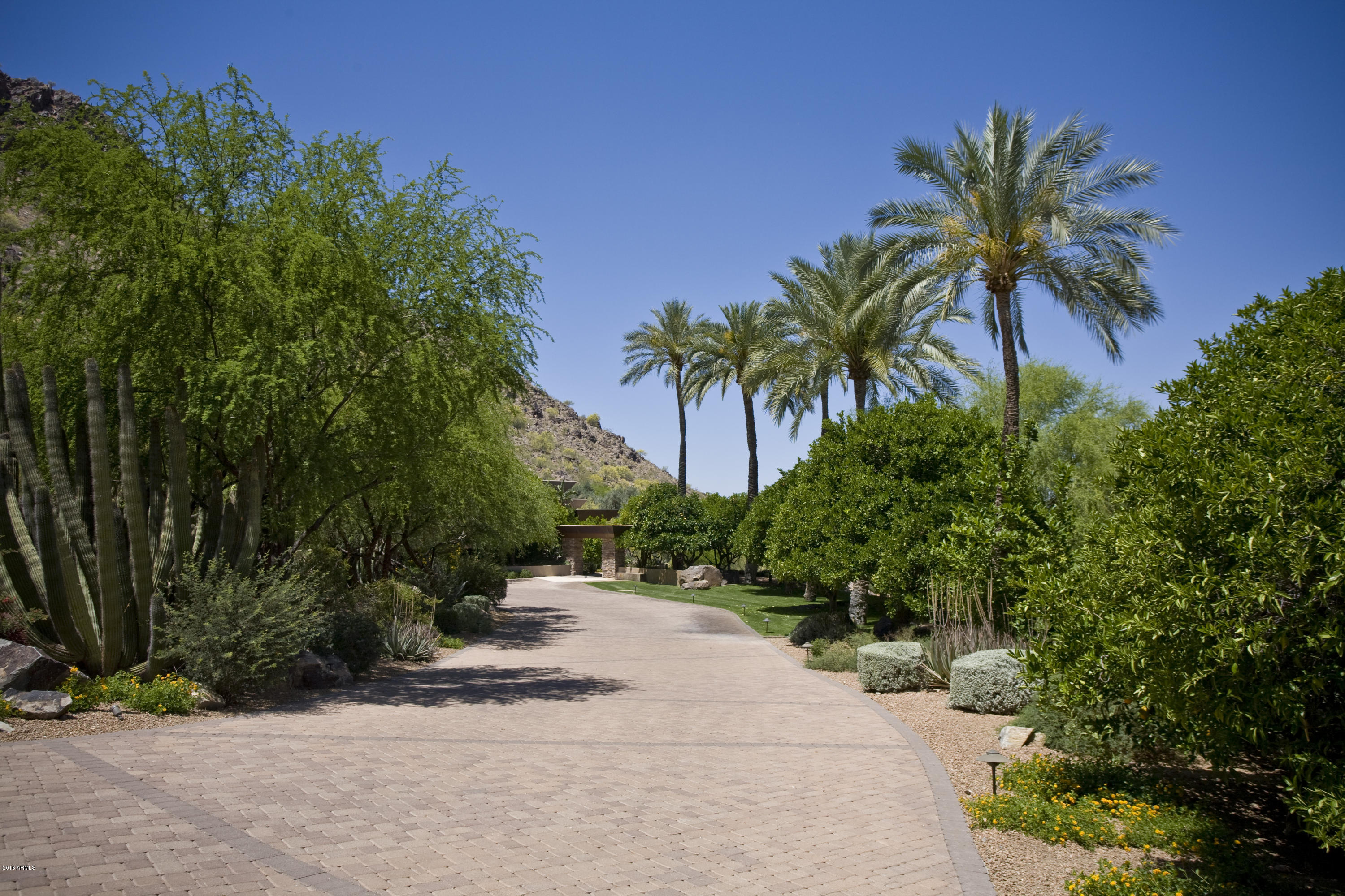 Mummy Mountain Norte - Residential