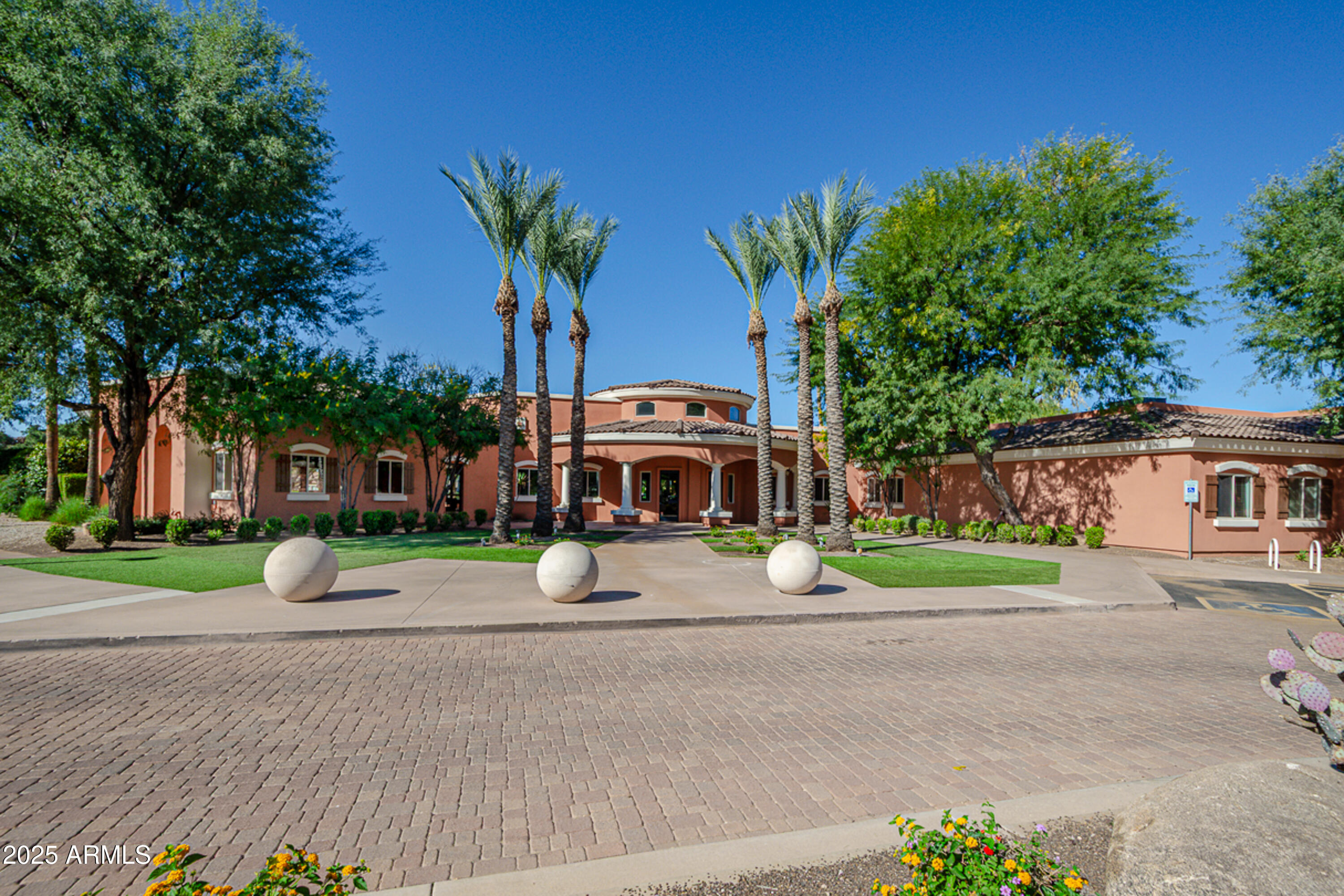 SCOTTSDALE COUNTRY CLUB FOUR - Residential