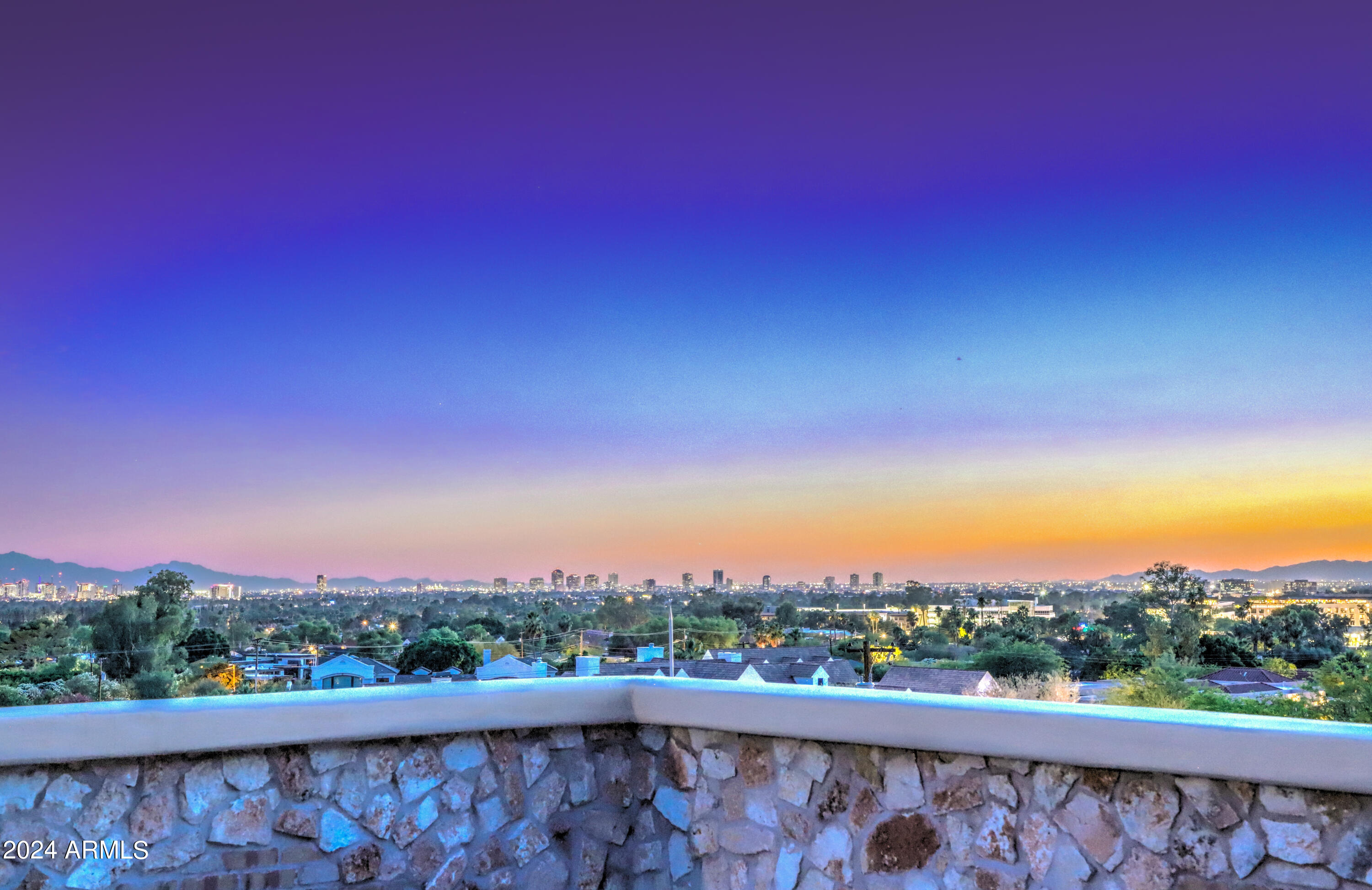 CAMELBACK MOUNTAIN ESTATES PLAT 1 - Residential