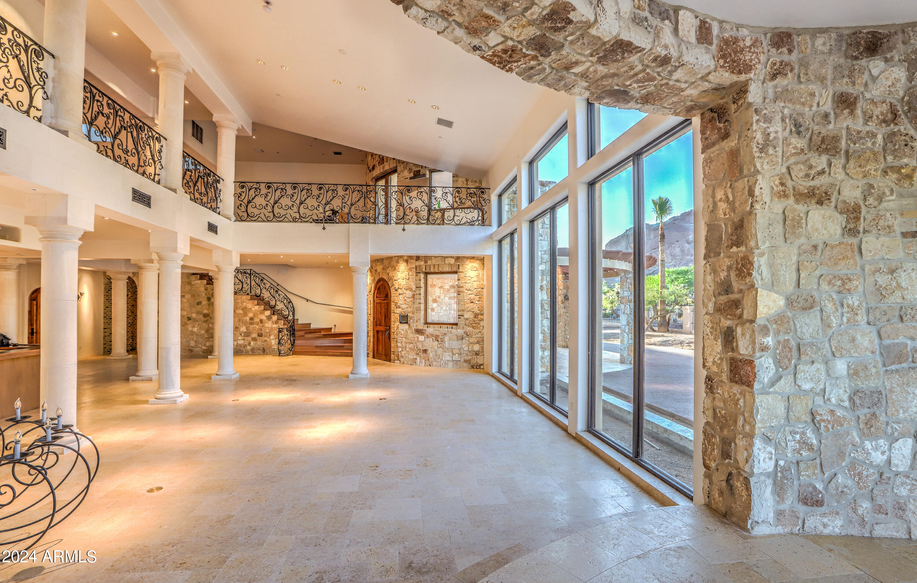 CAMELBACK MOUNTAIN ESTATES PLAT 1 - Residential