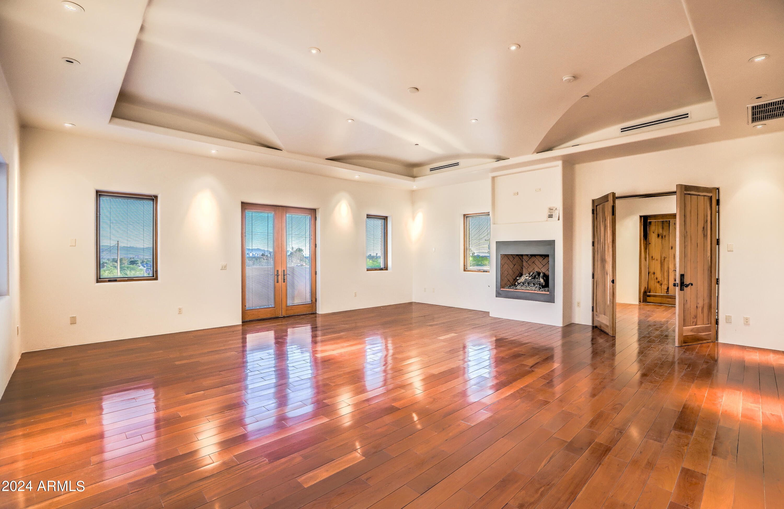 CAMELBACK MOUNTAIN ESTATES PLAT 1 - Residential