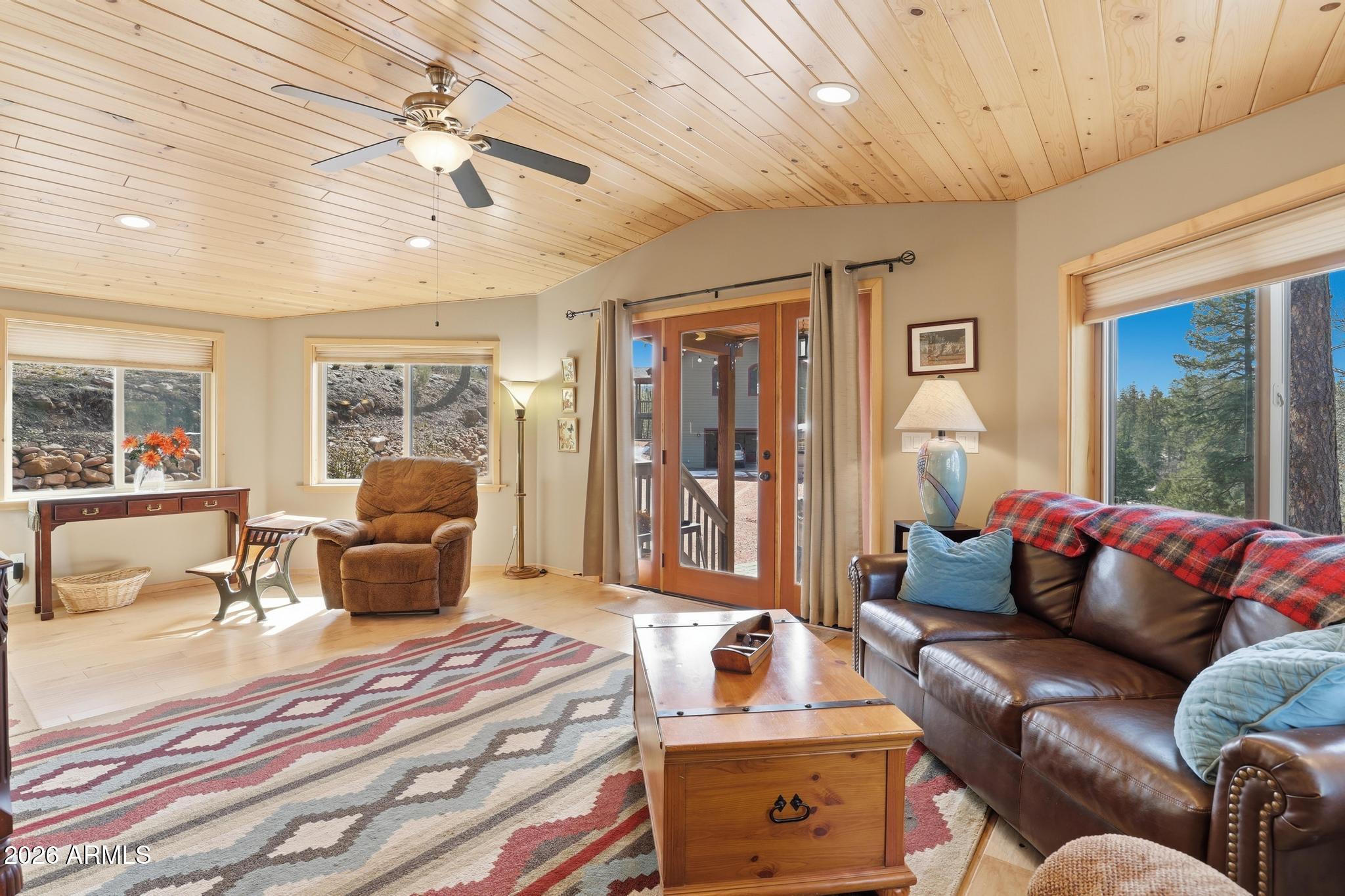 PONDEROSA SPRINGS ESTATES - Residential