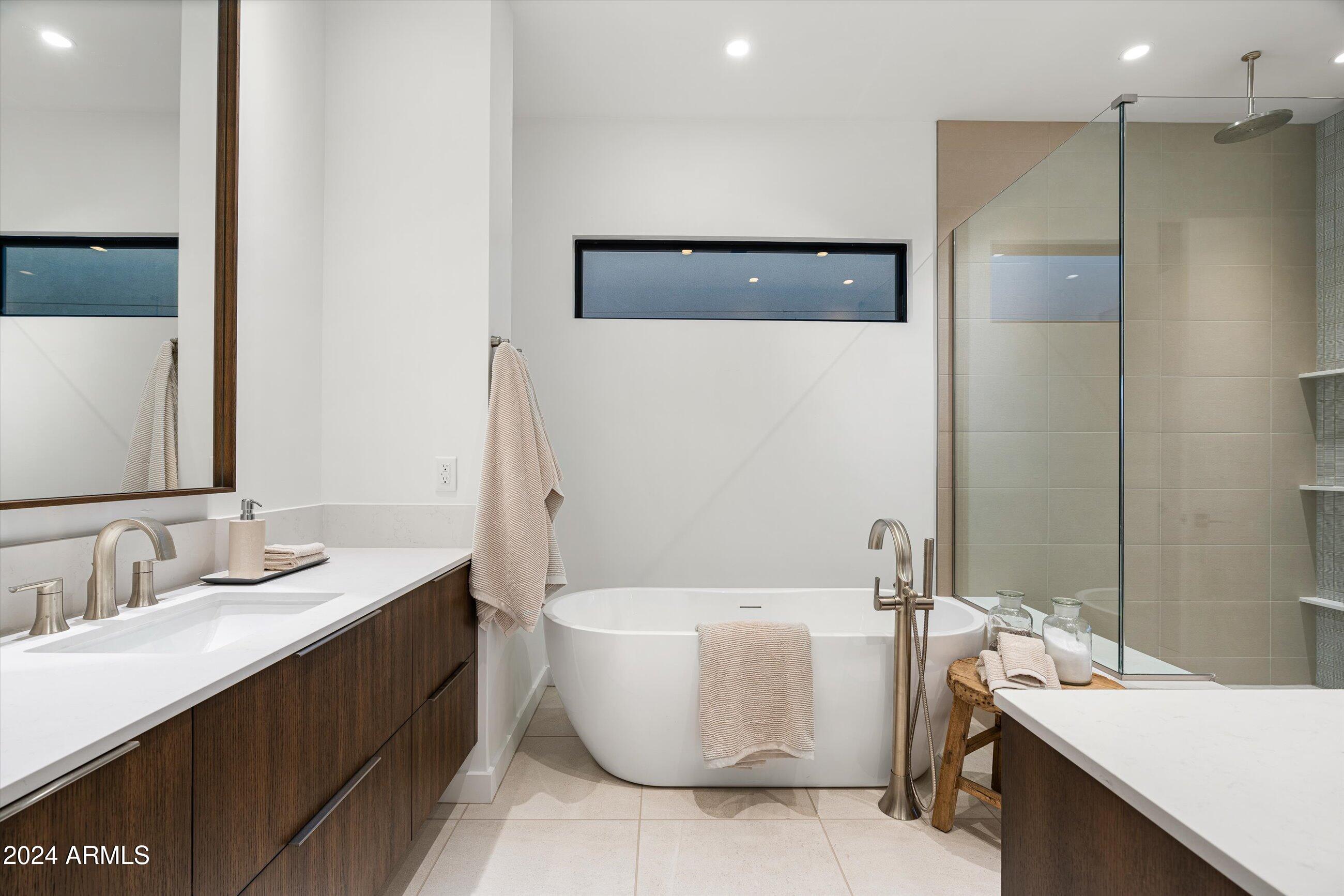 PHOENICIAN PARCEL F - Residential