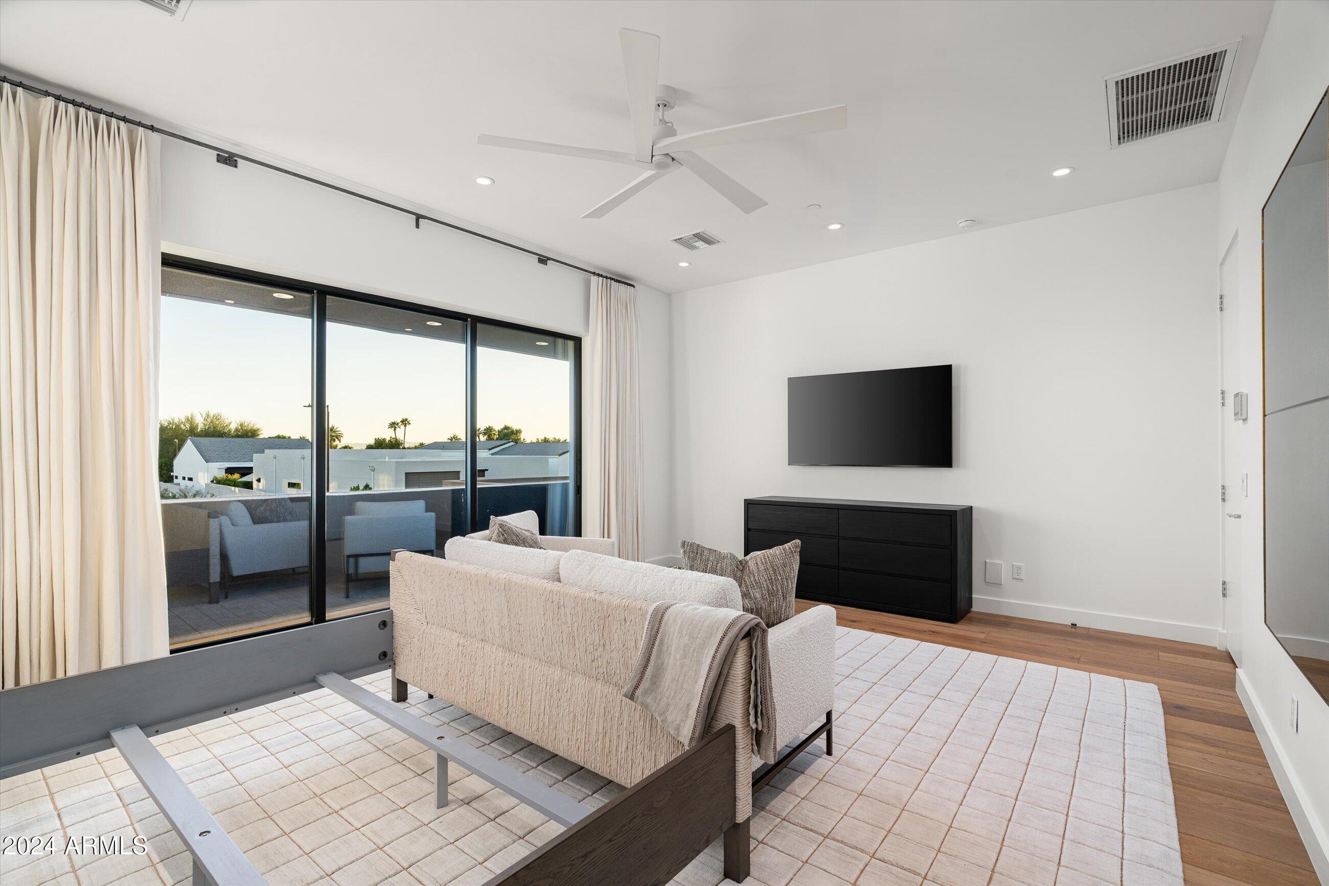 PHOENICIAN PARCEL F - Residential