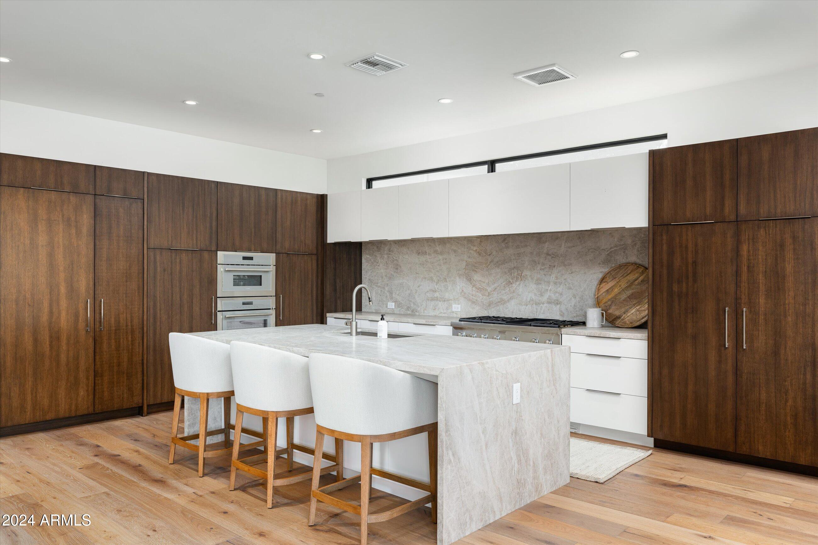 PHOENICIAN PARCEL F - Residential