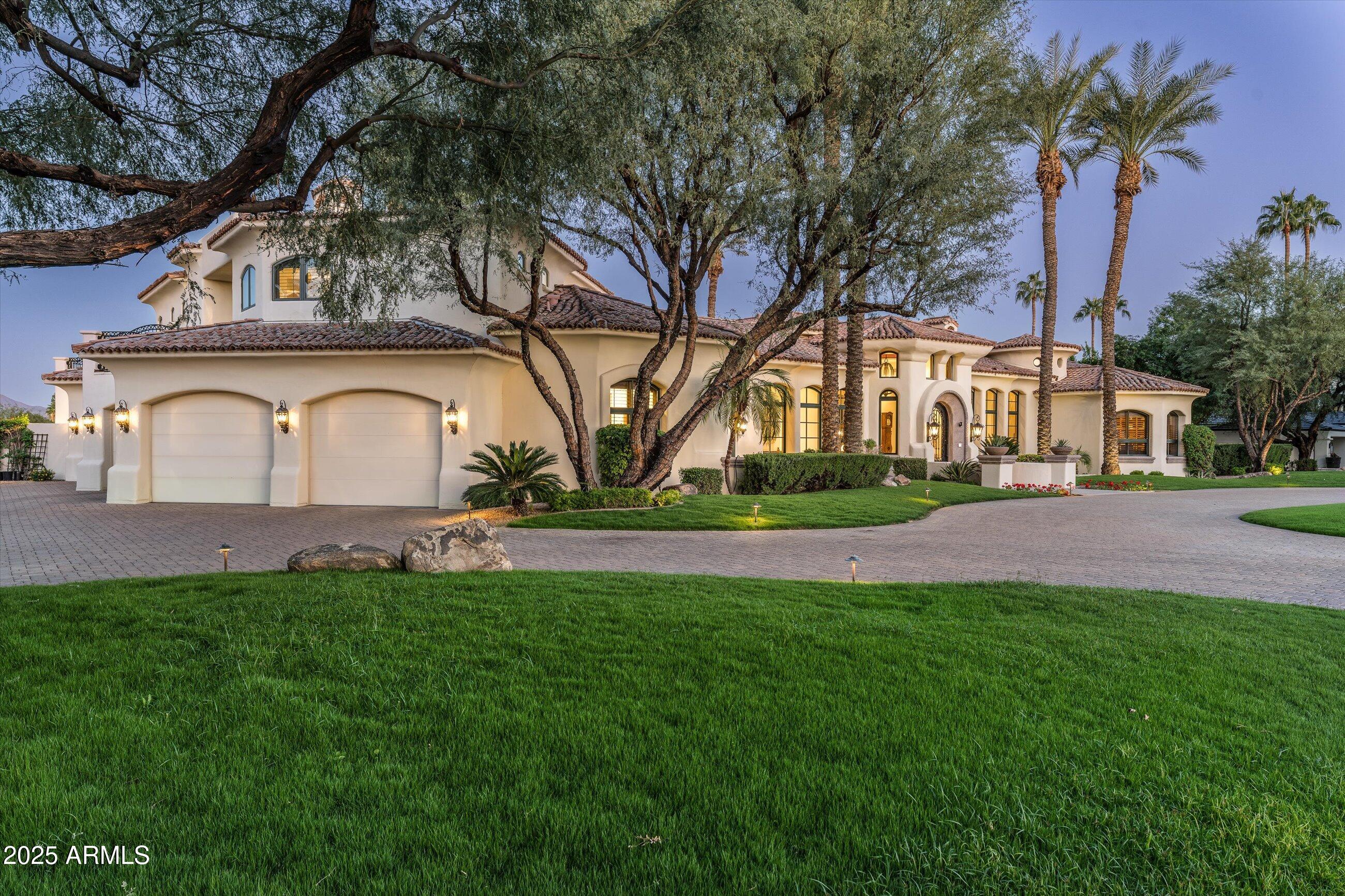 HIDDEN PARADISE - Residential