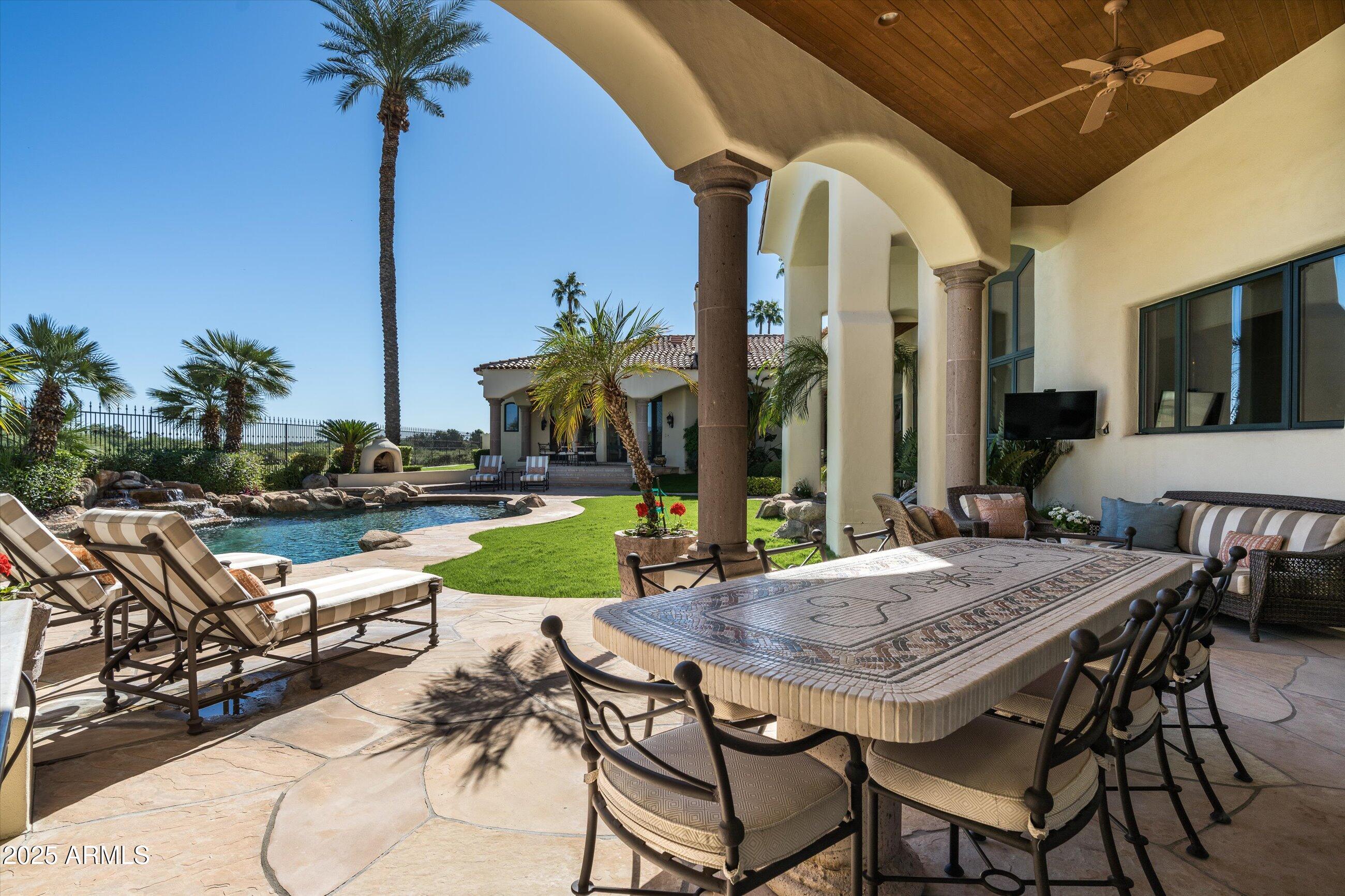 HIDDEN PARADISE - Residential
