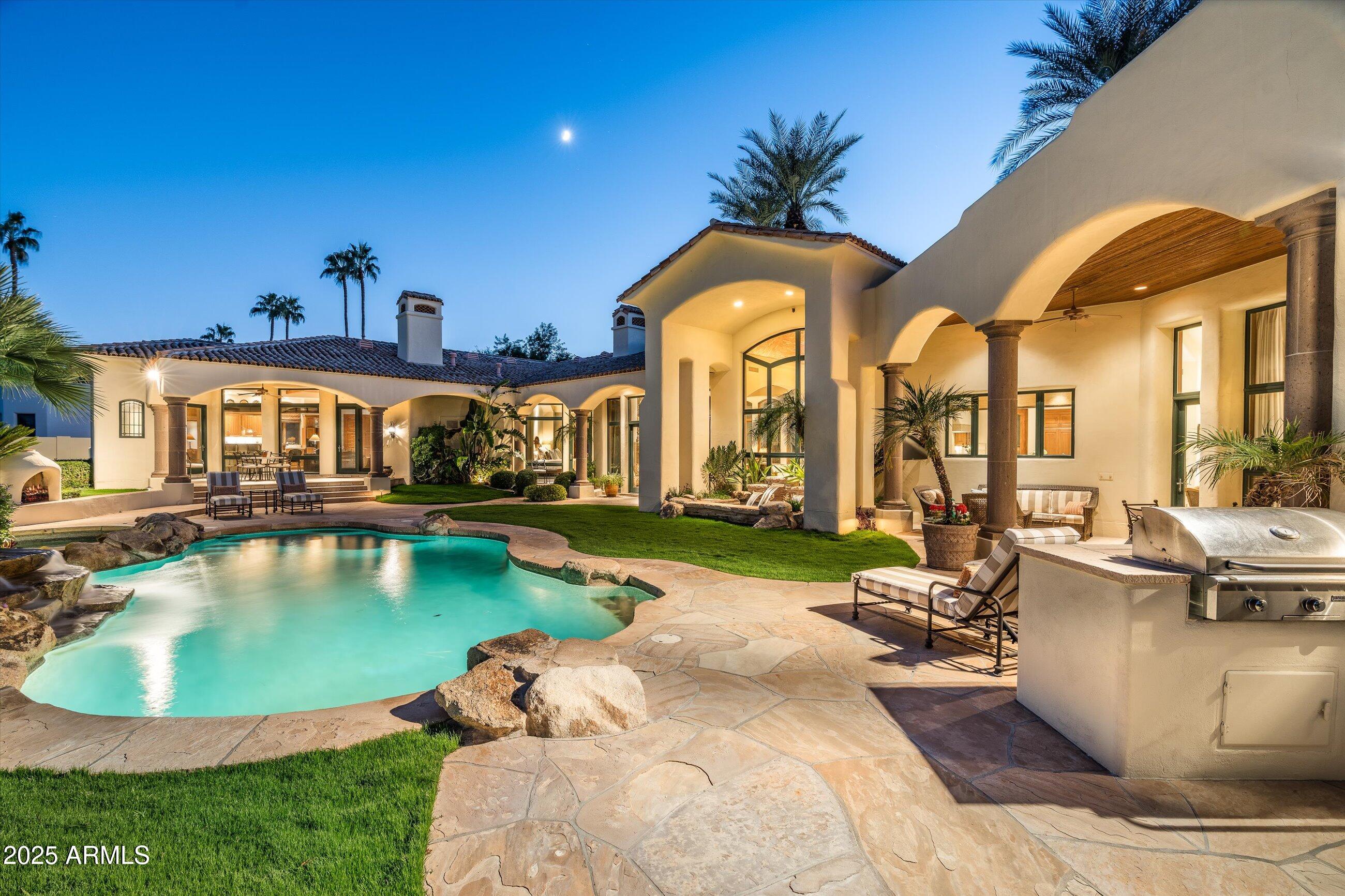 HIDDEN PARADISE - Residential
