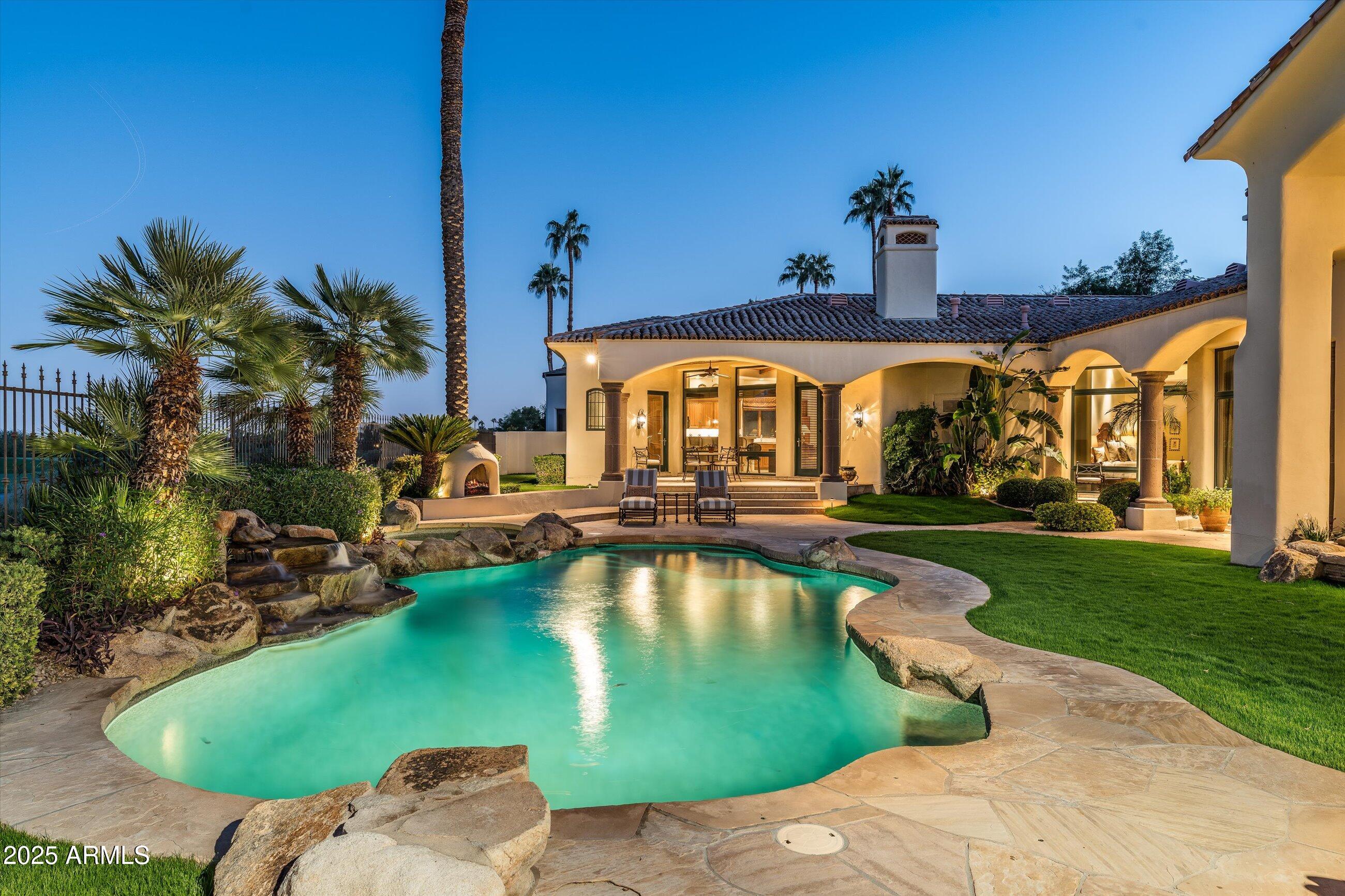 HIDDEN PARADISE - Residential