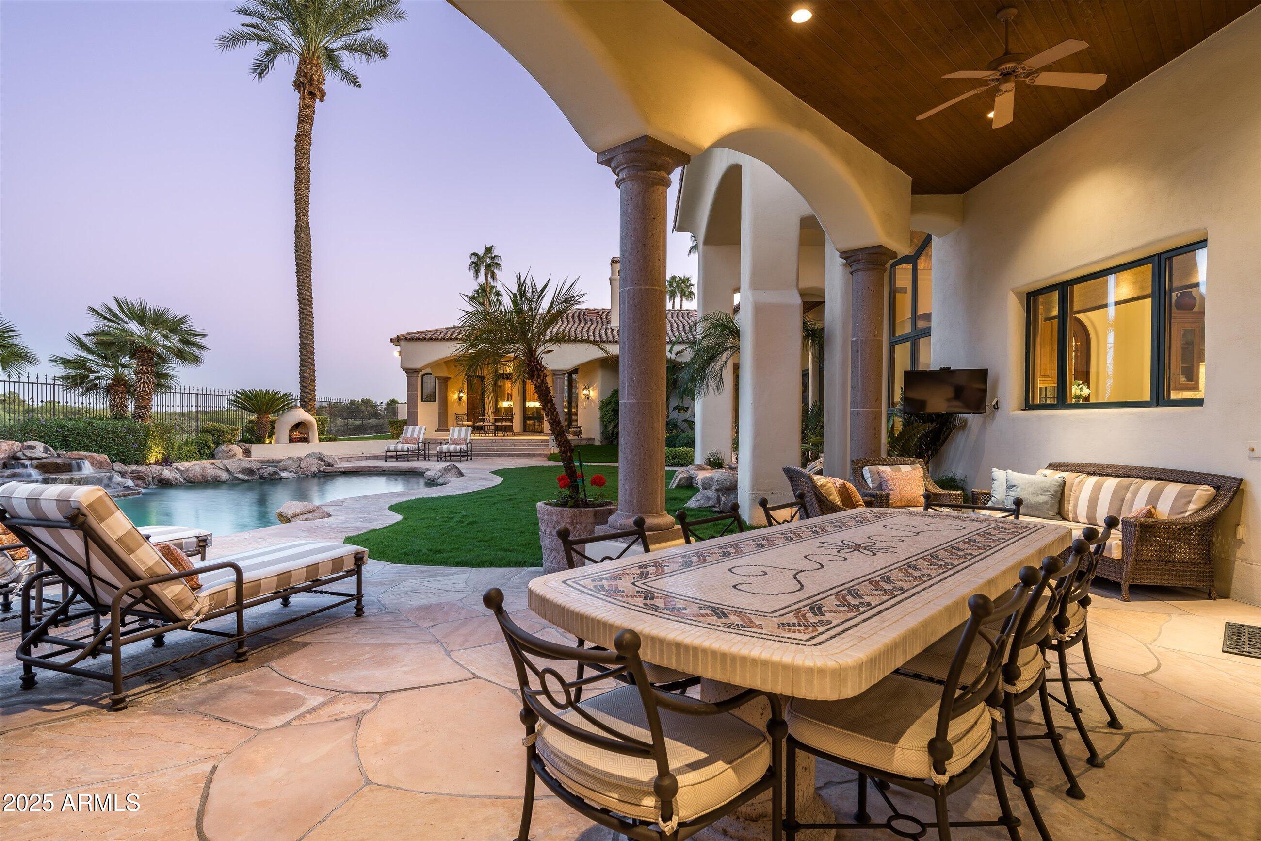 HIDDEN PARADISE - Residential
