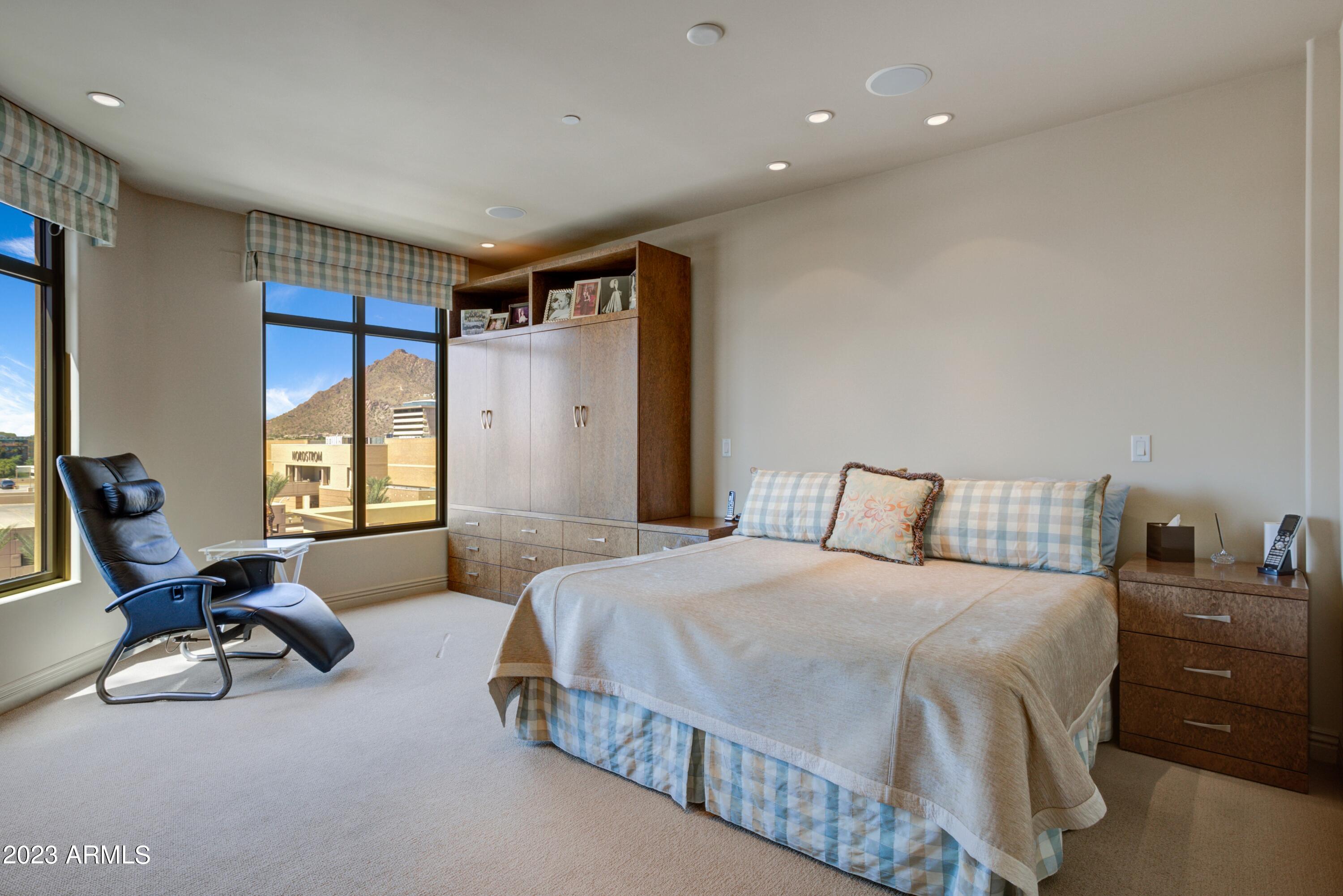 Scottsdale Waterfront Residences - Residential