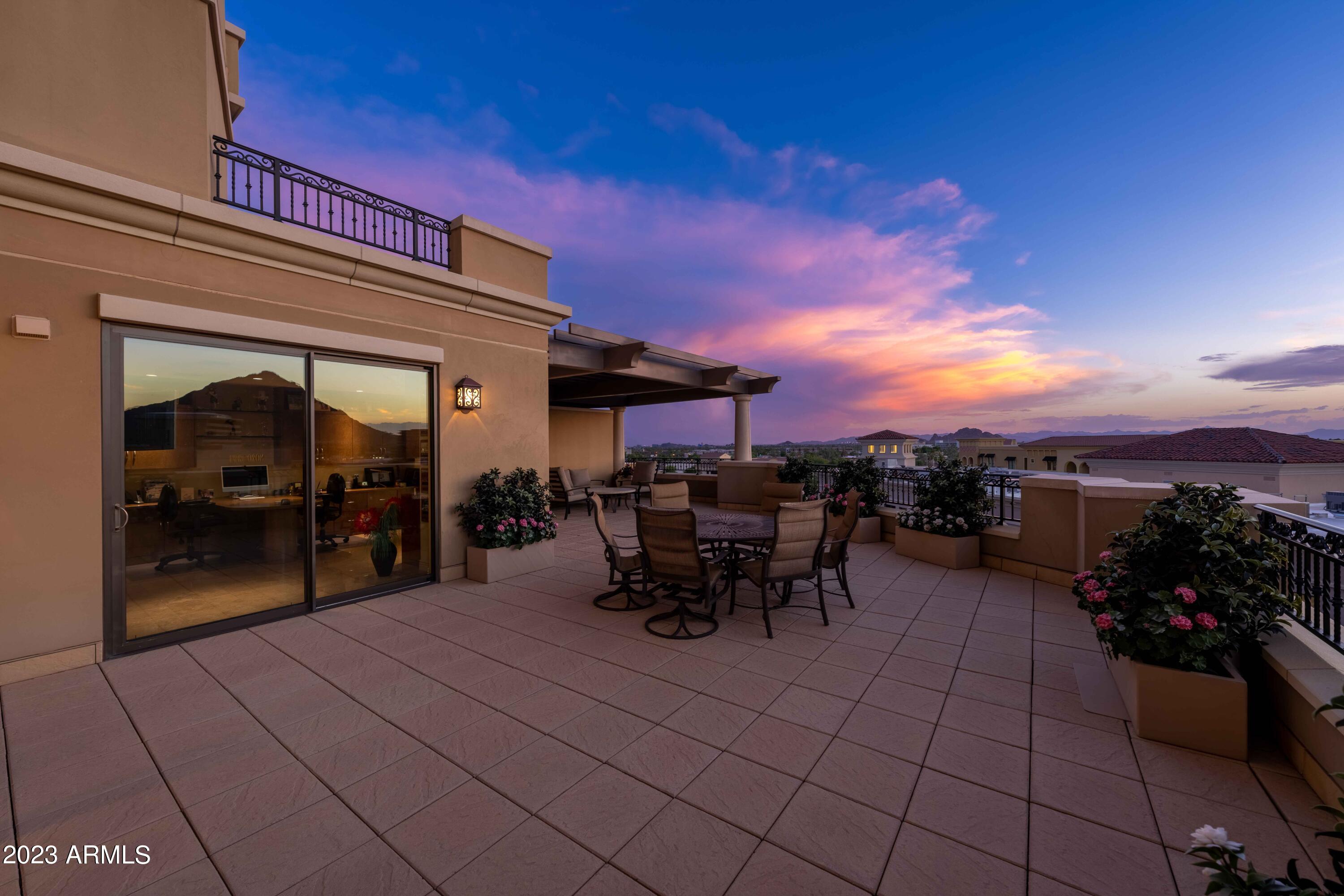 Scottsdale Waterfront Residences - Residential