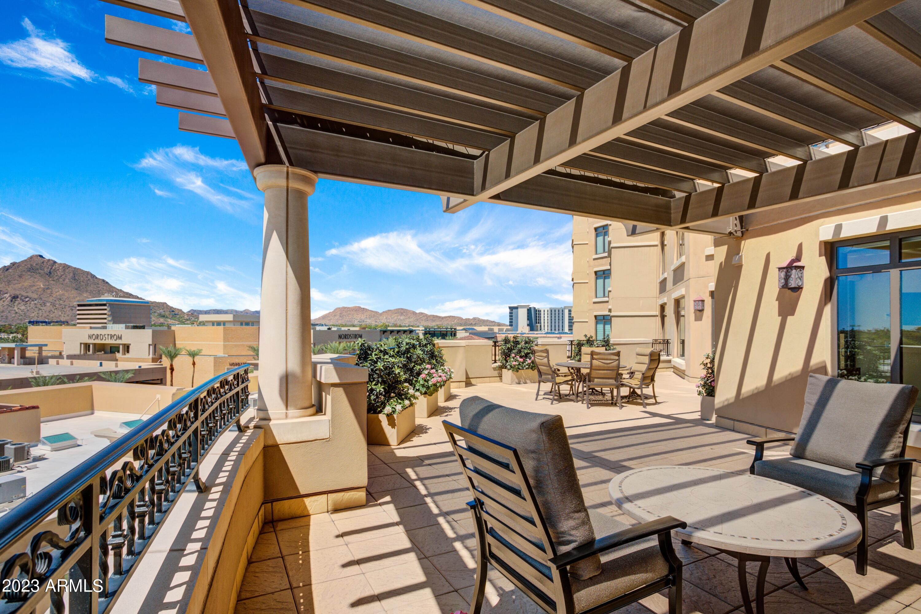Scottsdale Waterfront Residences - Residential