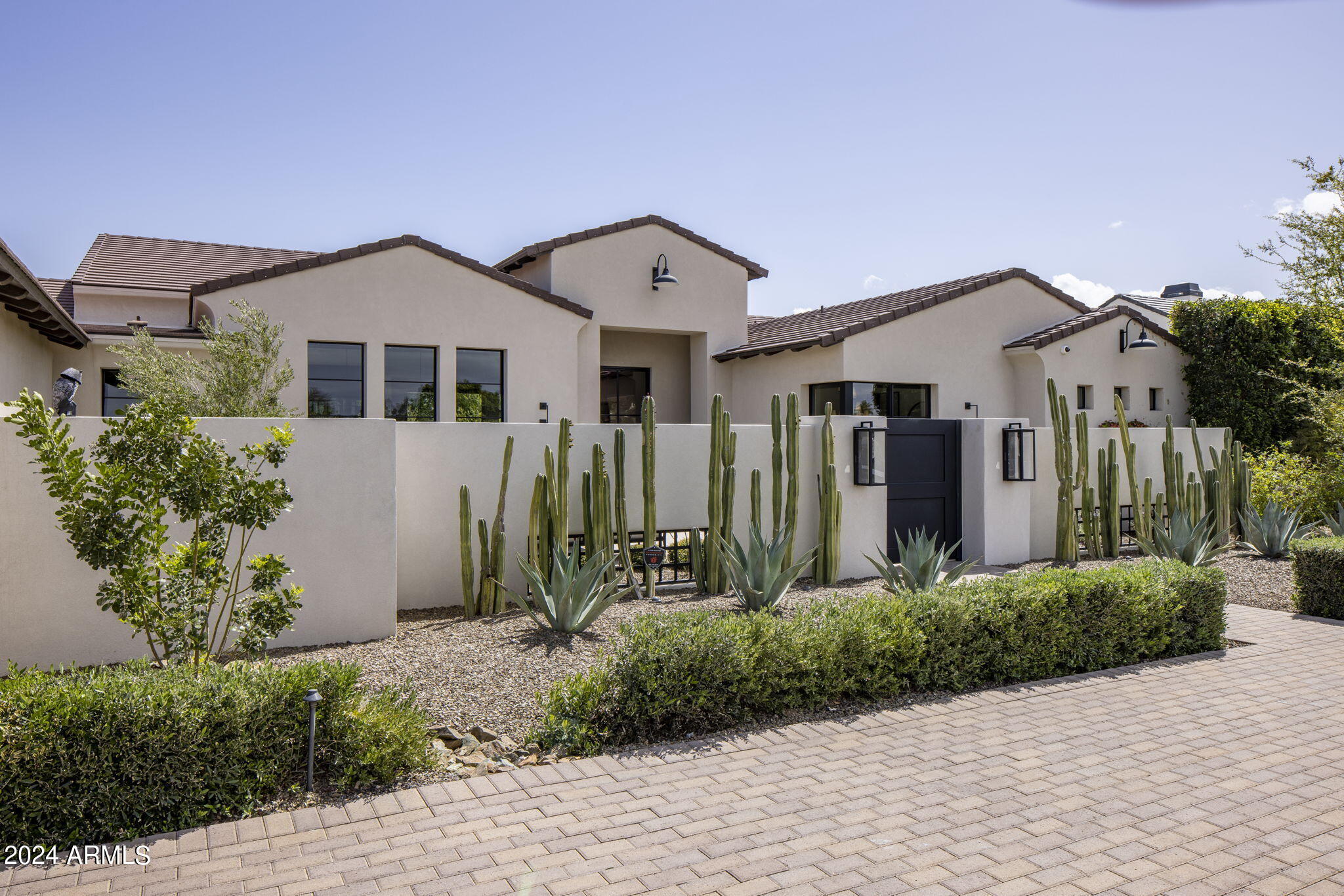 BELLISSIMA ESTATES - Residential