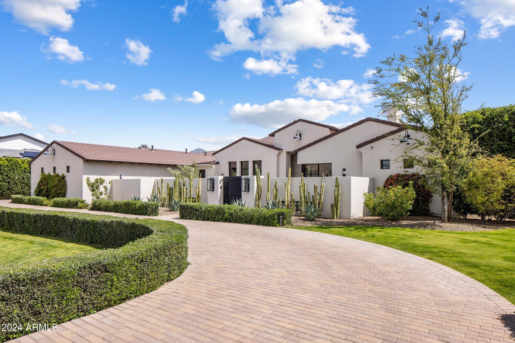 BELLISSIMA ESTATES - Residential
