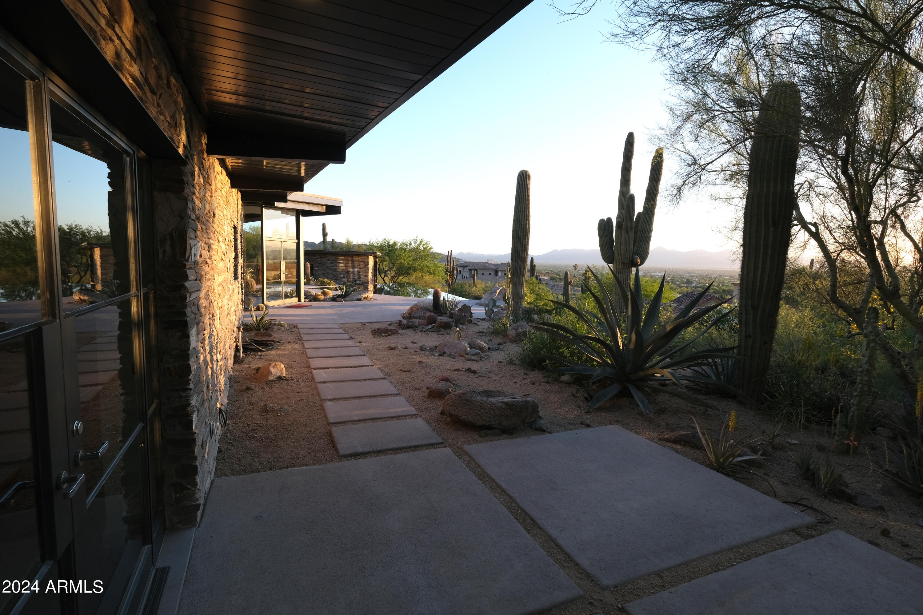Metes and Bounds - Residential