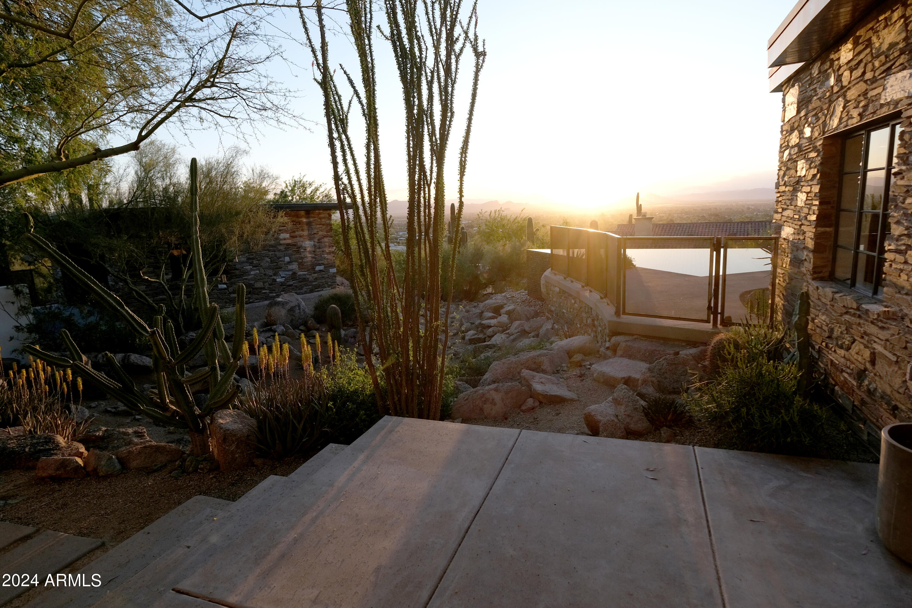 Metes and Bounds - Residential