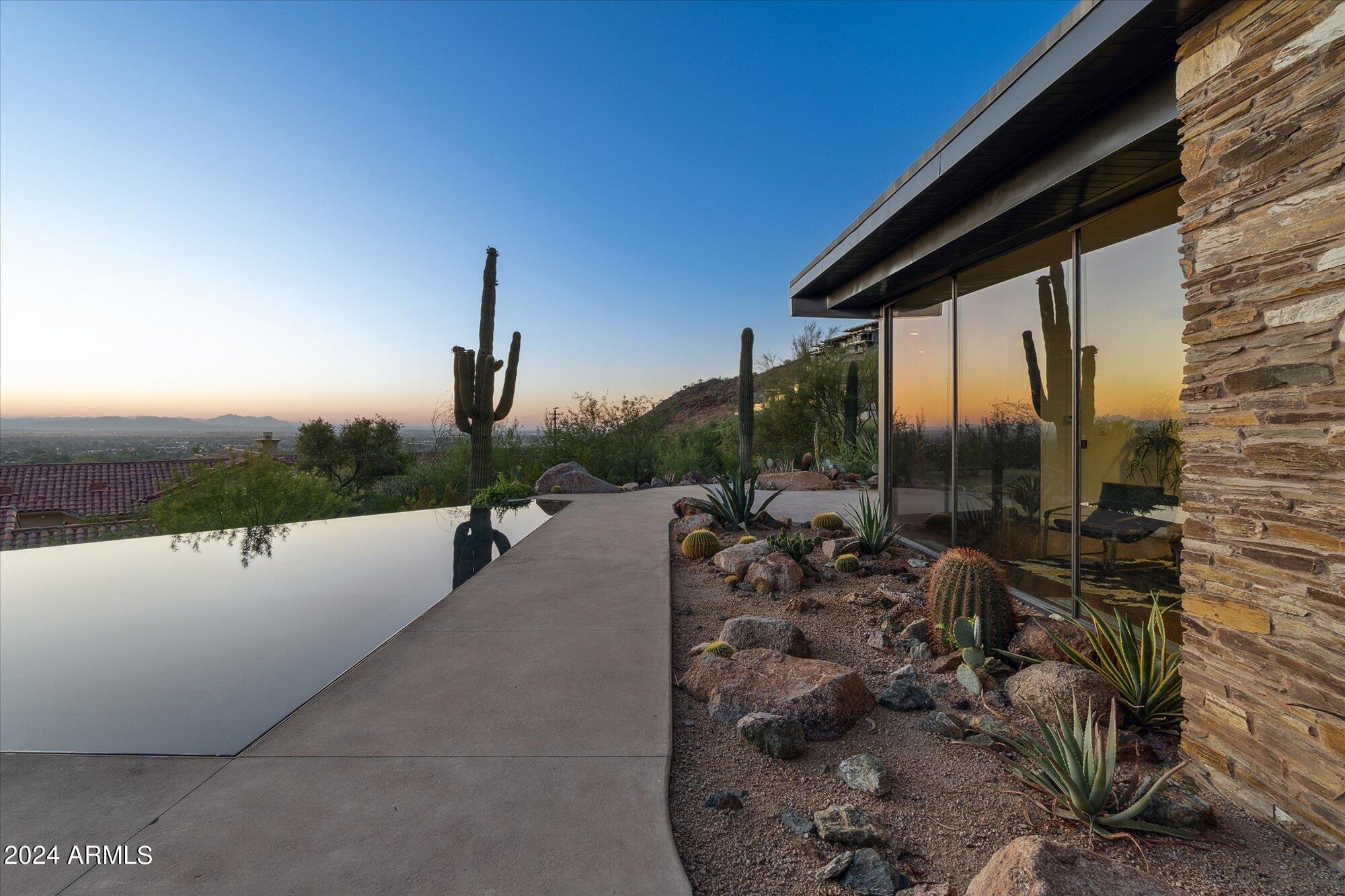 Metes and Bounds - Residential