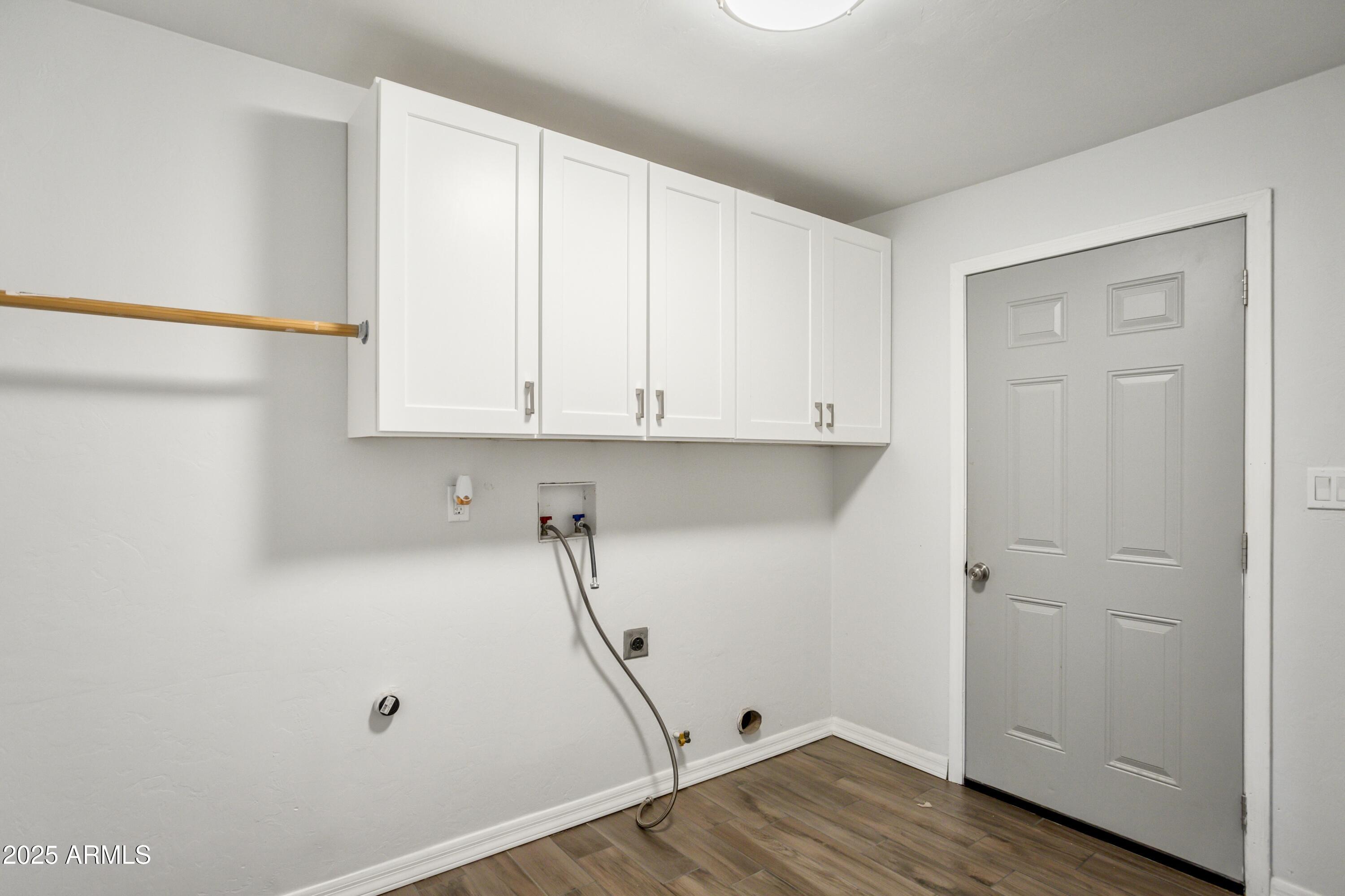 VILLAGE MEADOWS ESTATES - Residential