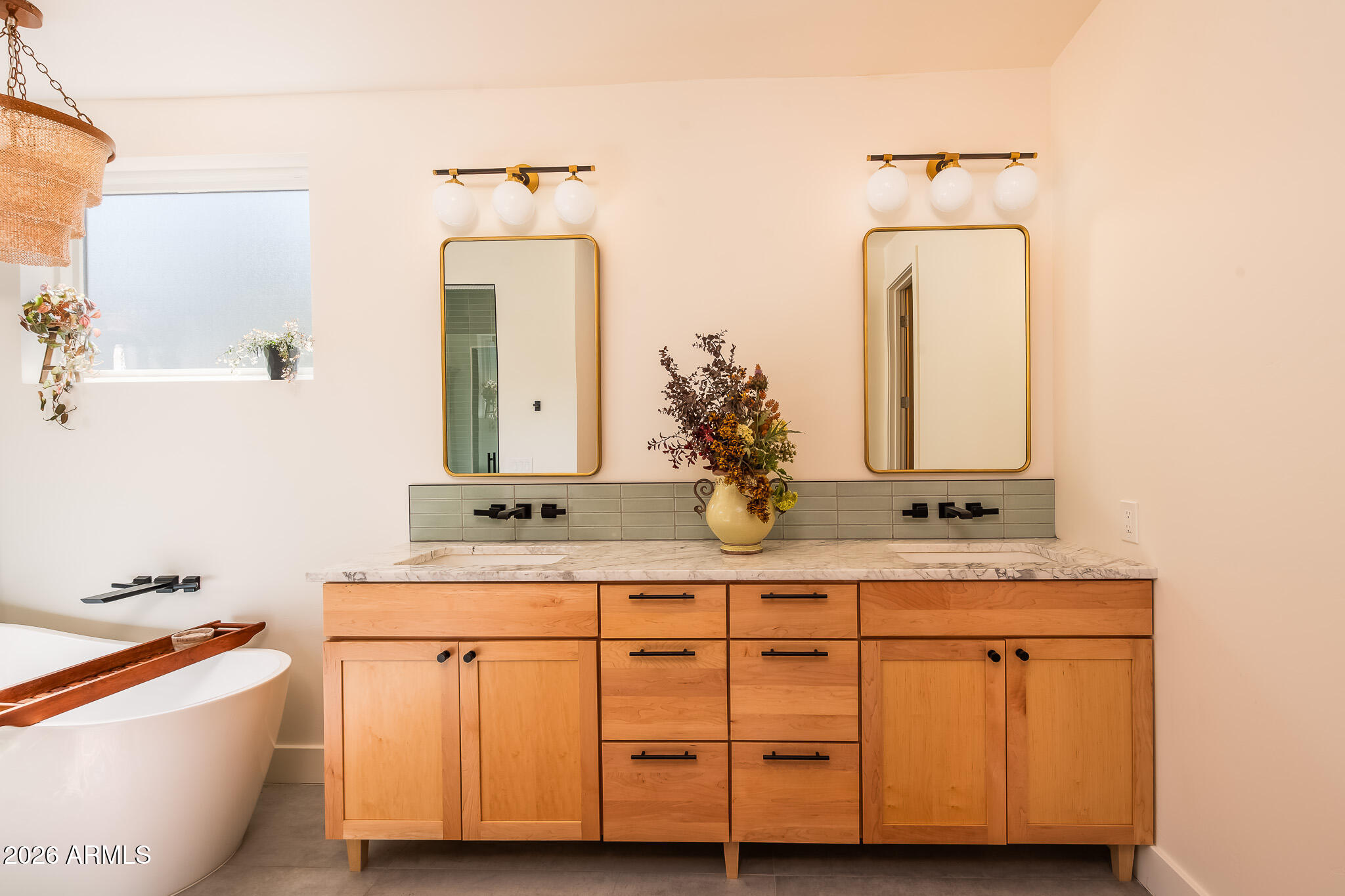 THUNDER MOUNTAIN RANCH - Residential