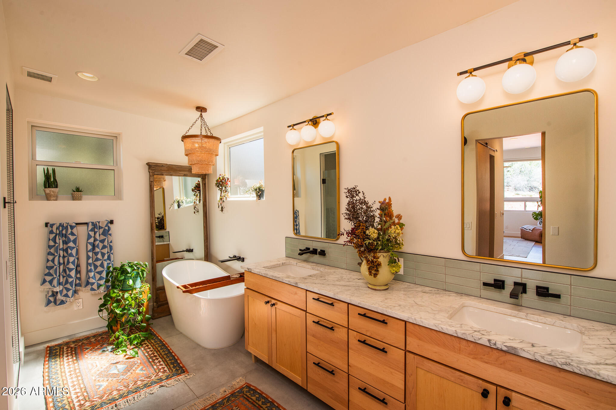 THUNDER MOUNTAIN RANCH - Residential