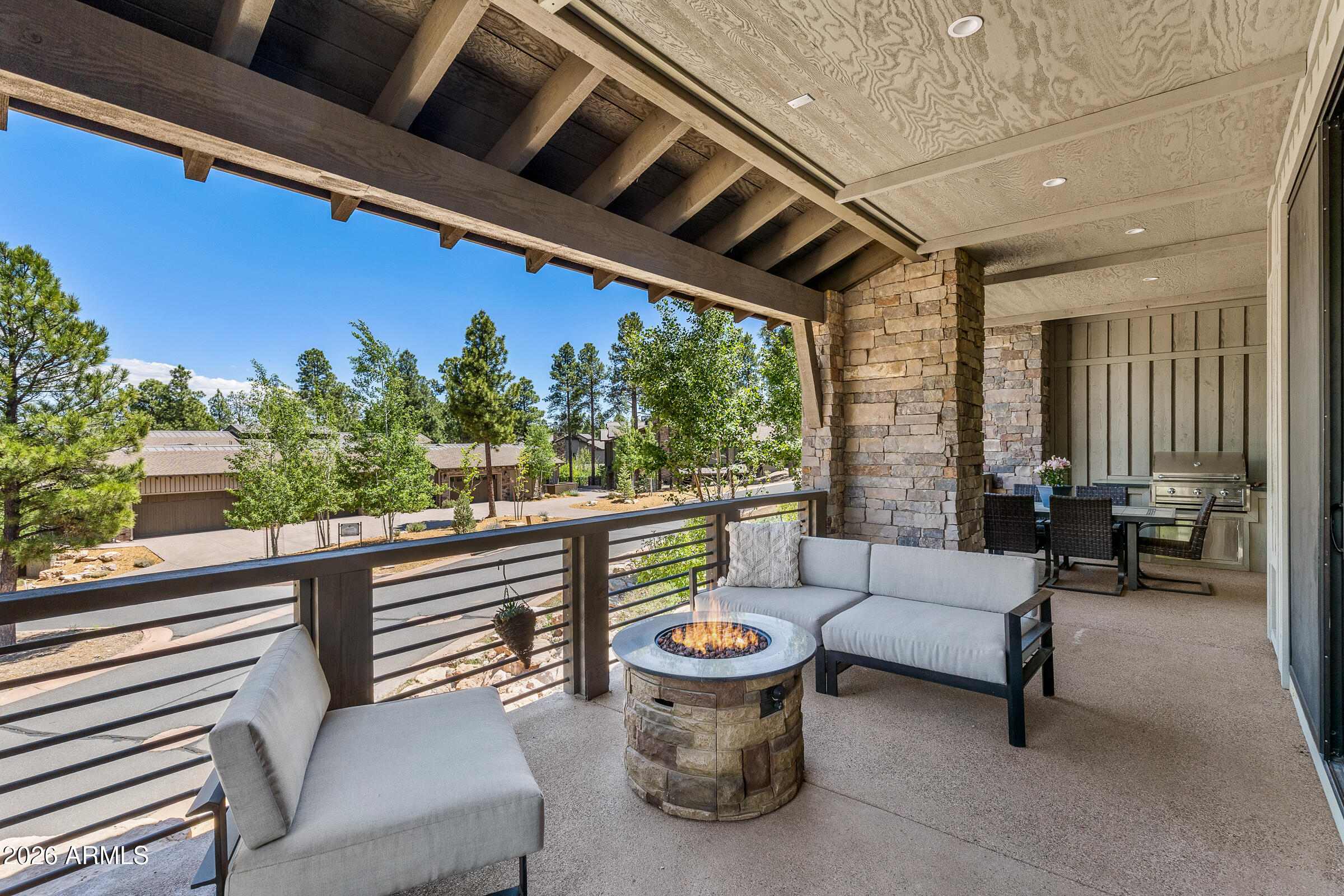 MOUNTAIN VISTA CONDOMINIUMS AT PINE CANYON - Residential
