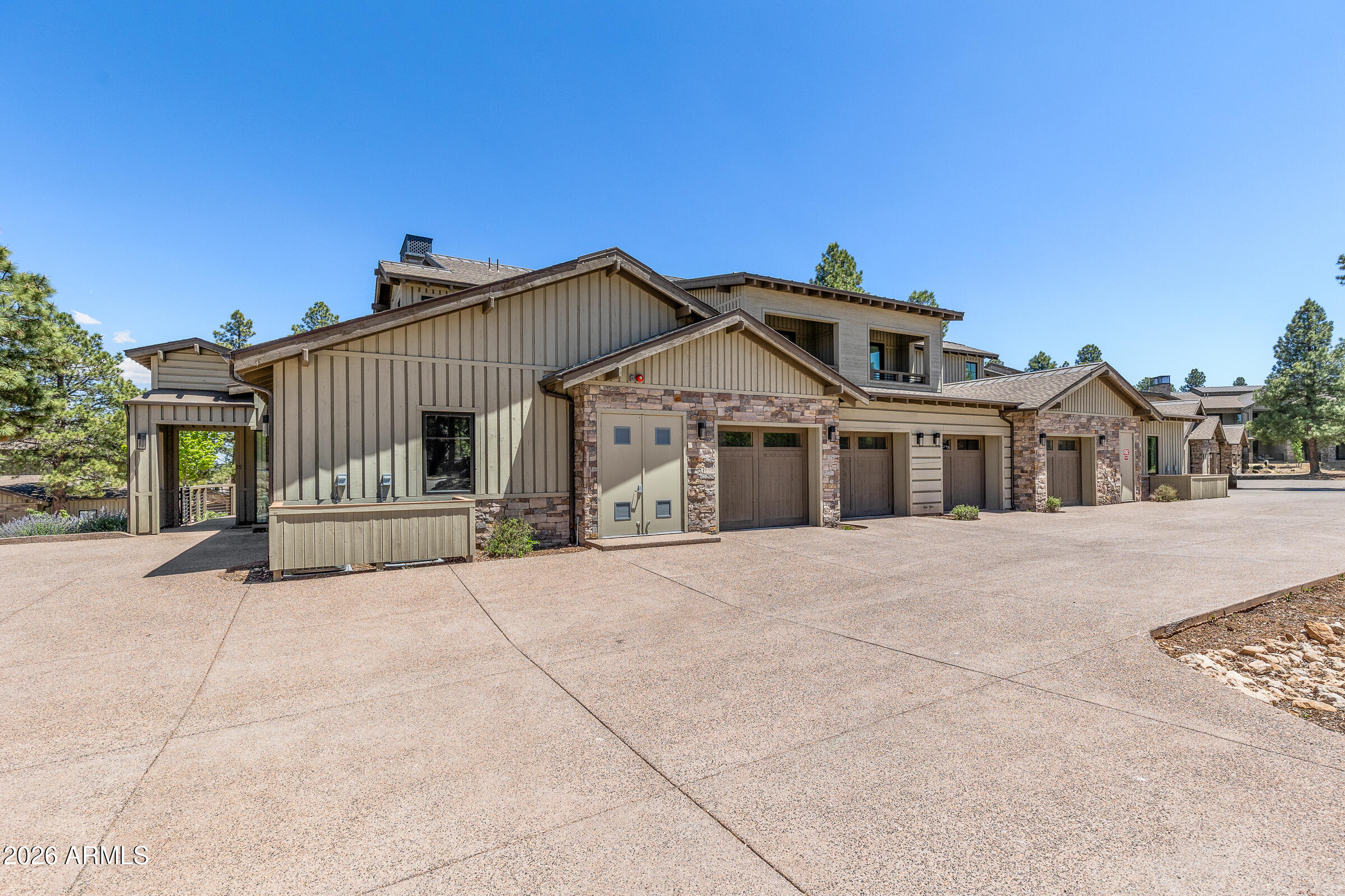 MOUNTAIN VISTA CONDOMINIUMS AT PINE CANYON - Residential