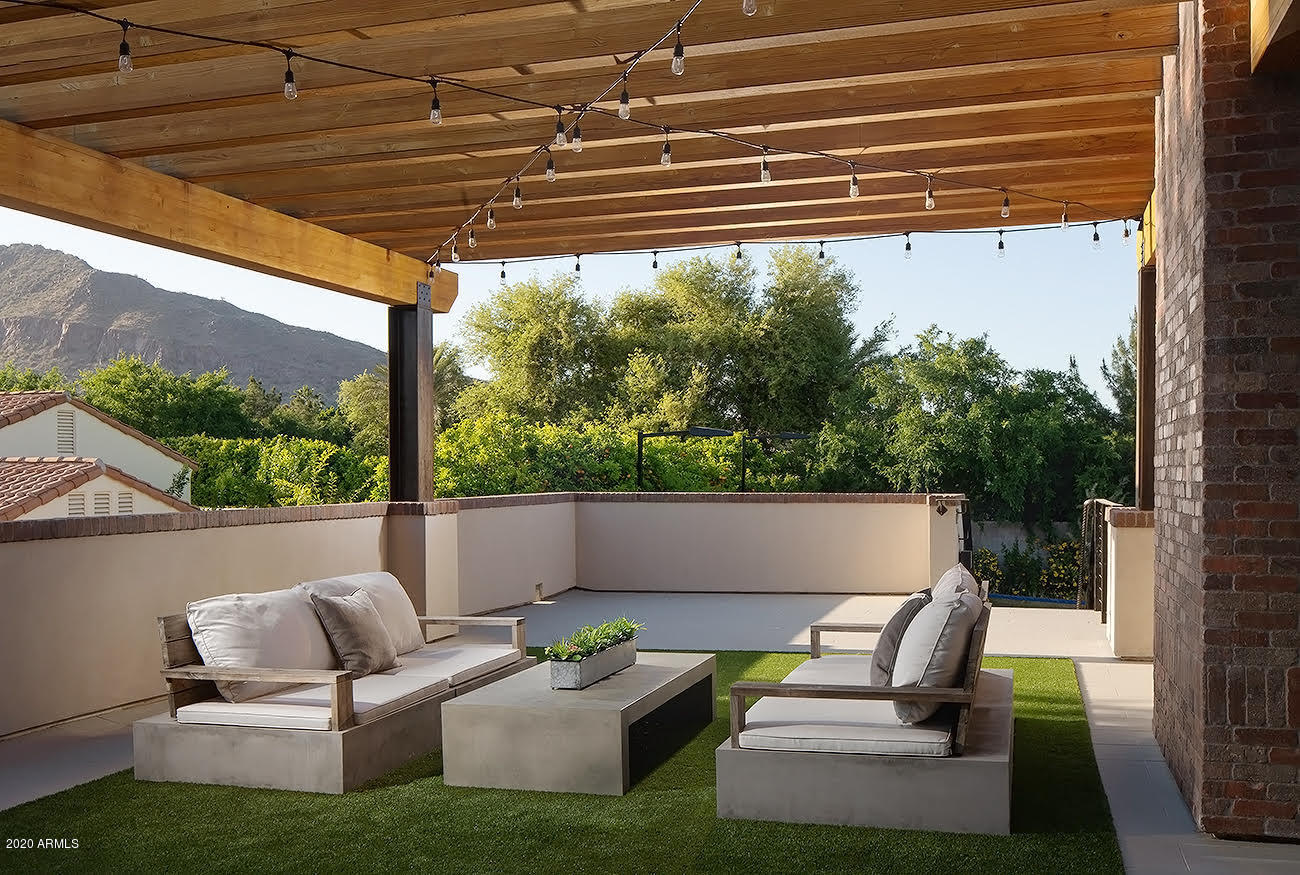 LOMBARDI ESTATES LOT 12 BLOCK 2 REPLAT - Residential